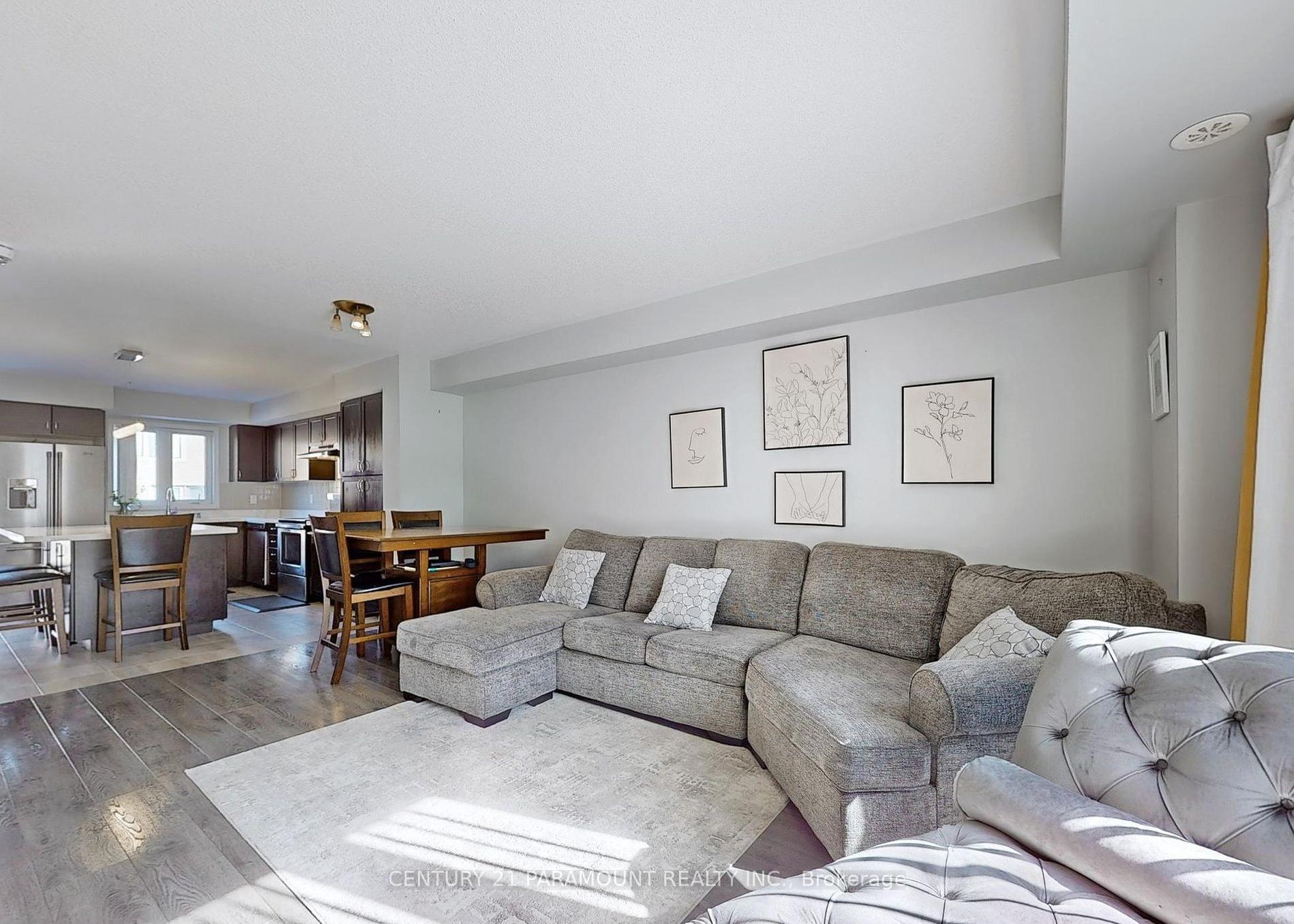 Photo 5 of Unit 213, 250 Sunny Meadow Boulevard, Brampton, Sandringham-Wellington — HOMEH