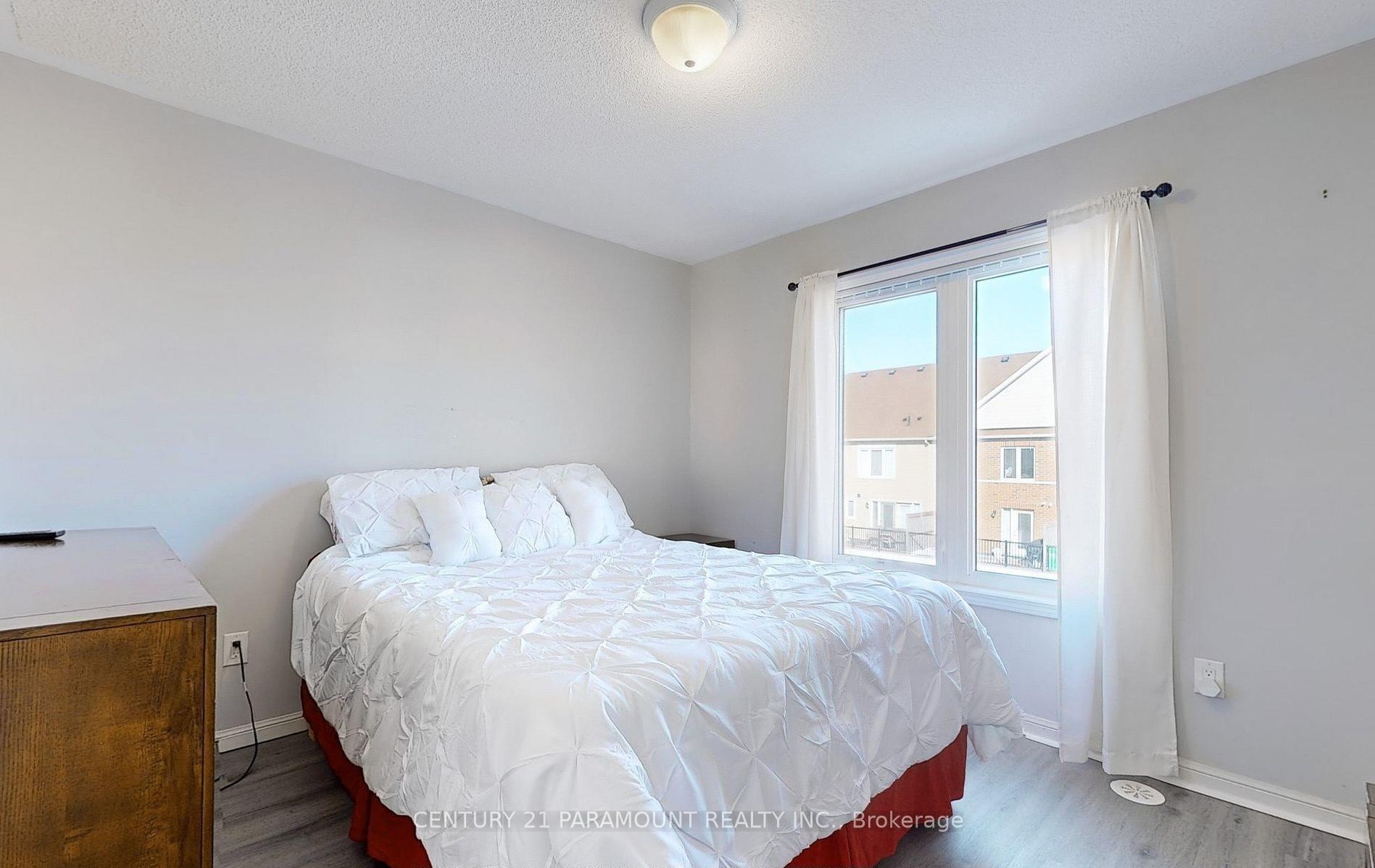 Photo 14 of Unit 213, 250 Sunny Meadow Boulevard, Brampton, Sandringham-Wellington — HOMEH