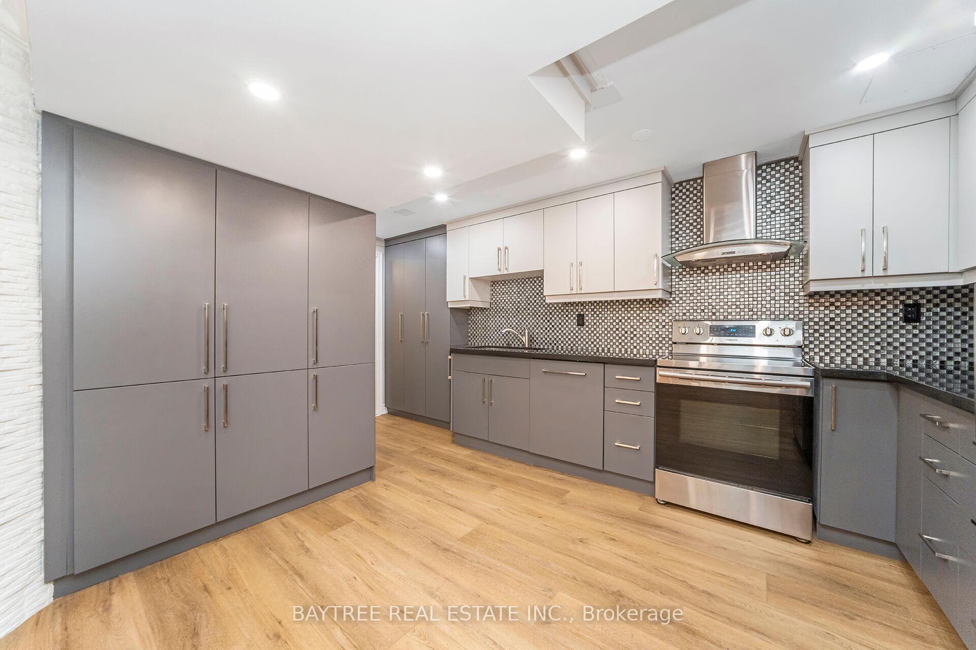 Photo 3 of 6 Marmora Place, Brampton, Central Park — HOMEH