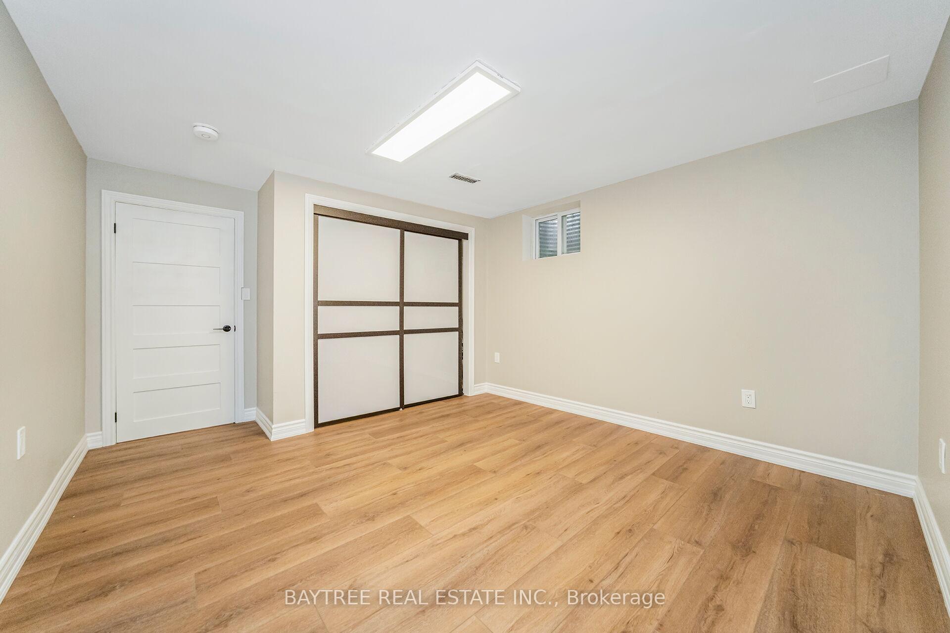 Photo 10 of 6 Marmora Place, Brampton, Central Park — HOMEH