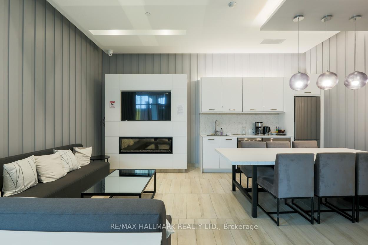 Photo 10 of Unit 220, 1630 Queen Street E, Toronto, The Beaches — HOMEH
