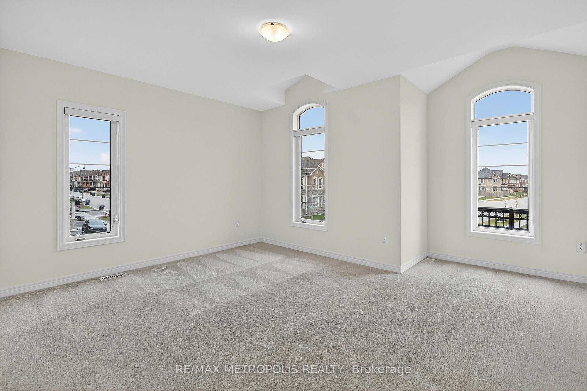 Photo 21 of Unit Upper, 31 Elverton Crescent, Brampton, Northwest Brampton — HOMEH