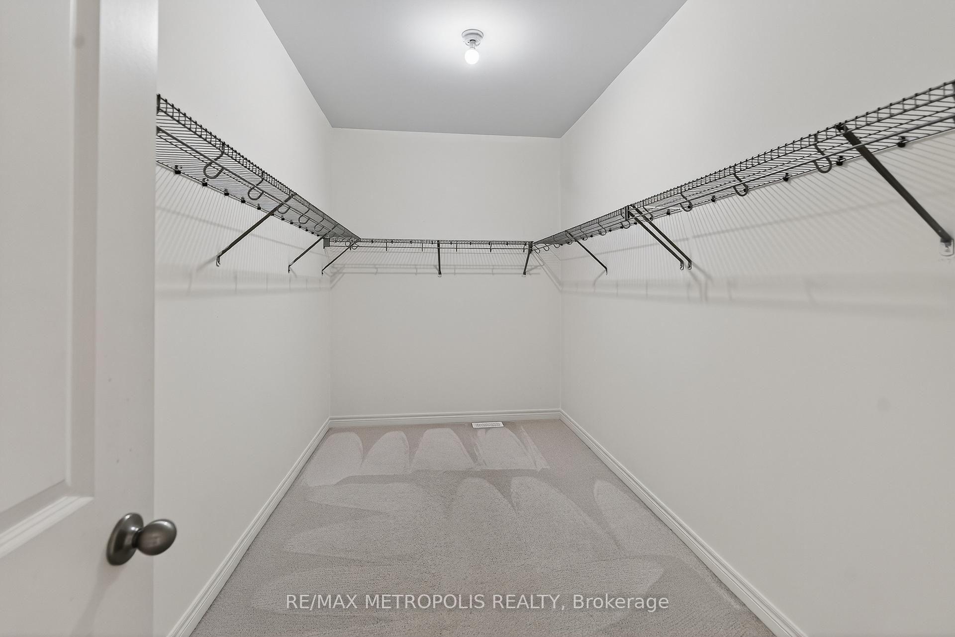 Photo 25 of Unit Upper, 31 Elverton Crescent, Brampton, Northwest Brampton — HOMEH