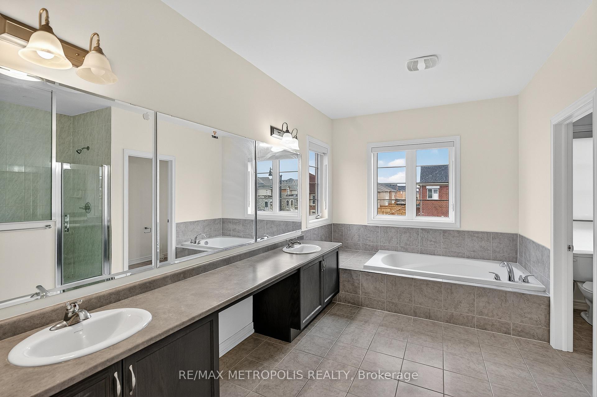 Photo 28 of Unit Upper, 31 Elverton Crescent, Brampton, Northwest Brampton — HOMEH