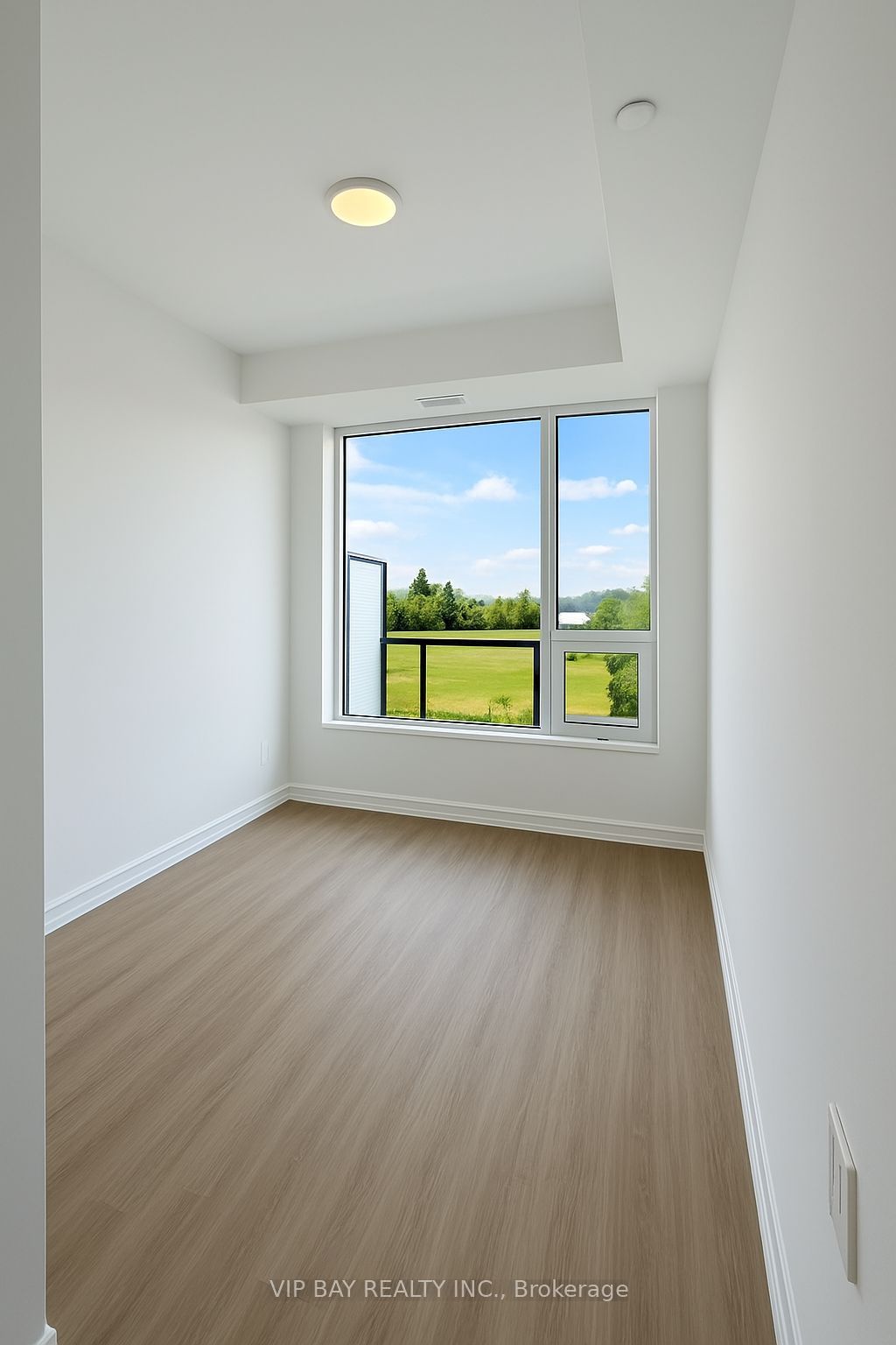 Photo 7 of Unit 607, 8188 Yonge Street, Vaughan, Uplands — HOMEH