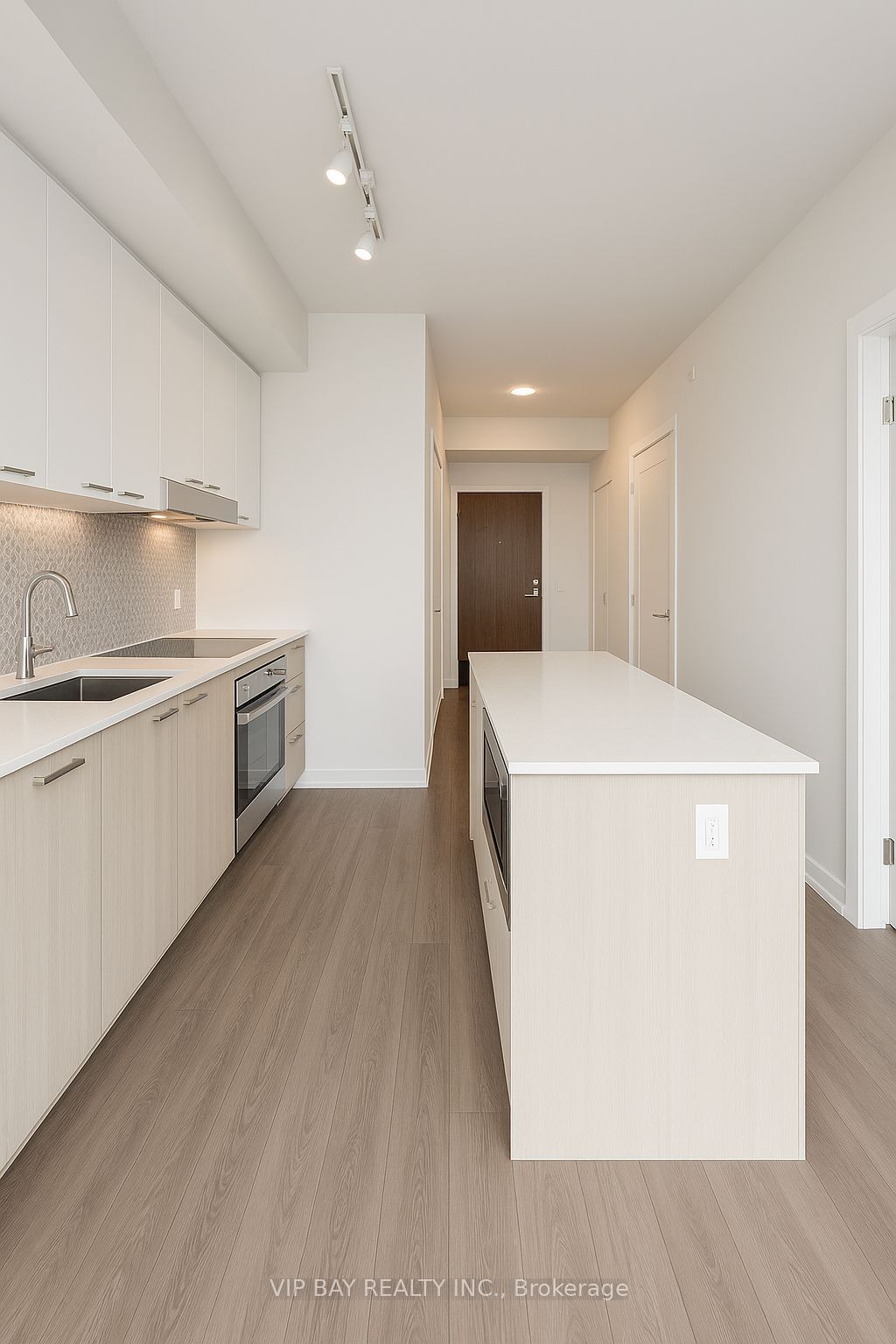 Photo 11 of Unit 607, 8188 Yonge Street, Vaughan, Uplands — HOMEH