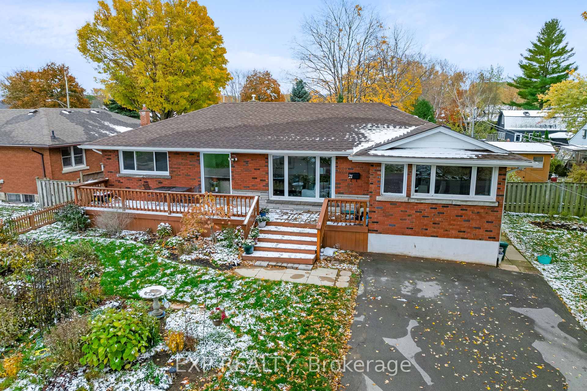 Front of 21 Lakeside Drive