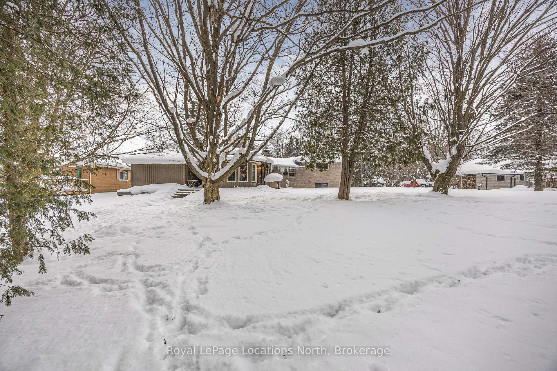 Photo 35 of 5 Church Street, Clearview, Singhampton — HOMEH