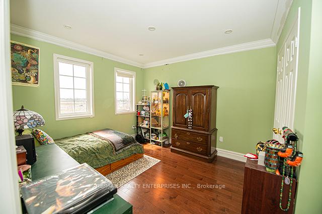 Photo 10 of 117 Sassafras Circle, Vaughan, Patterson — HOMEH