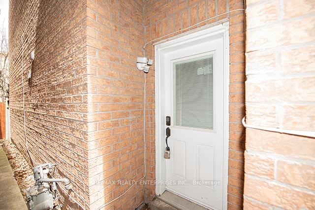 Photo 20 of 117 Sassafras Circle, Vaughan, Patterson — HOMEH