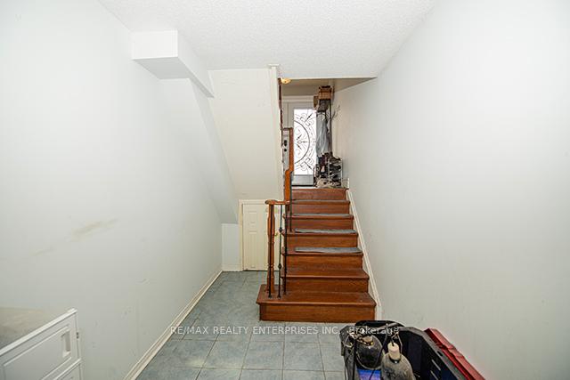 Photo 26 of 117 Sassafras Circle, Vaughan, Patterson — HOMEH
