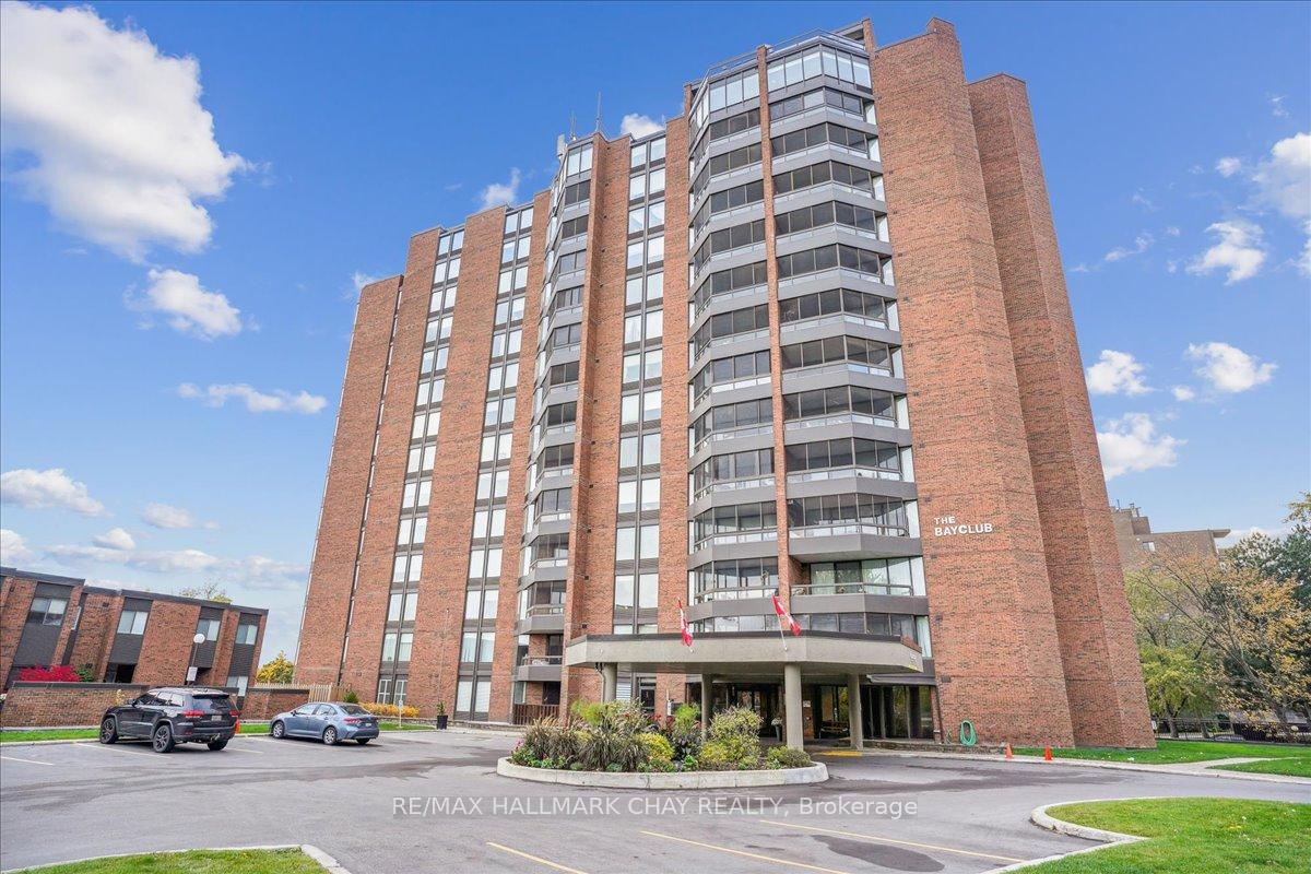 Front of Unit 204, 181 Collier Street