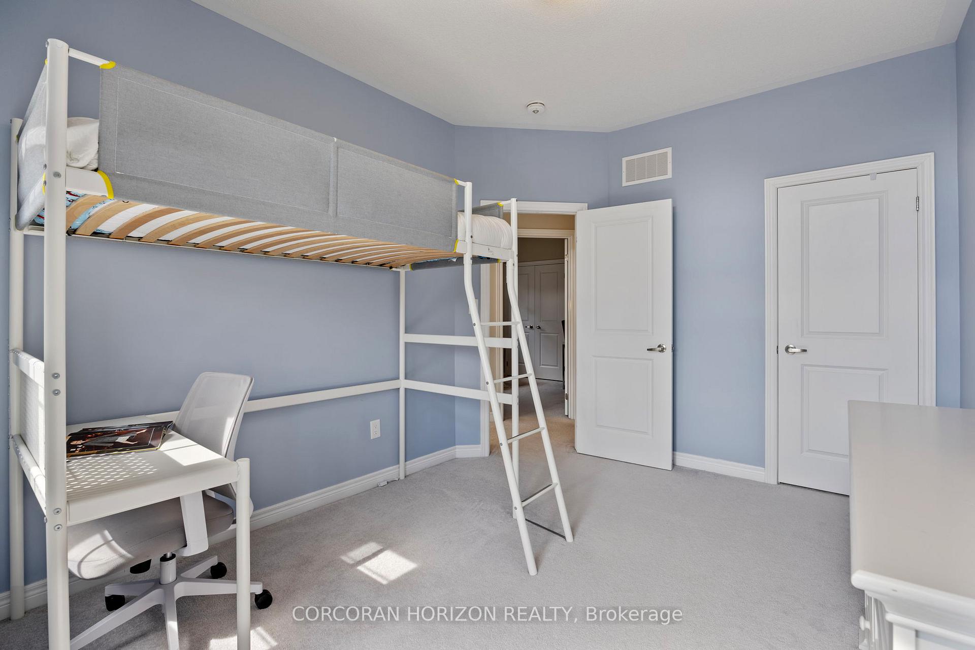 Photo 26 of 48 Louise Crescent, Whitby, Rural Whitby — HOMEH