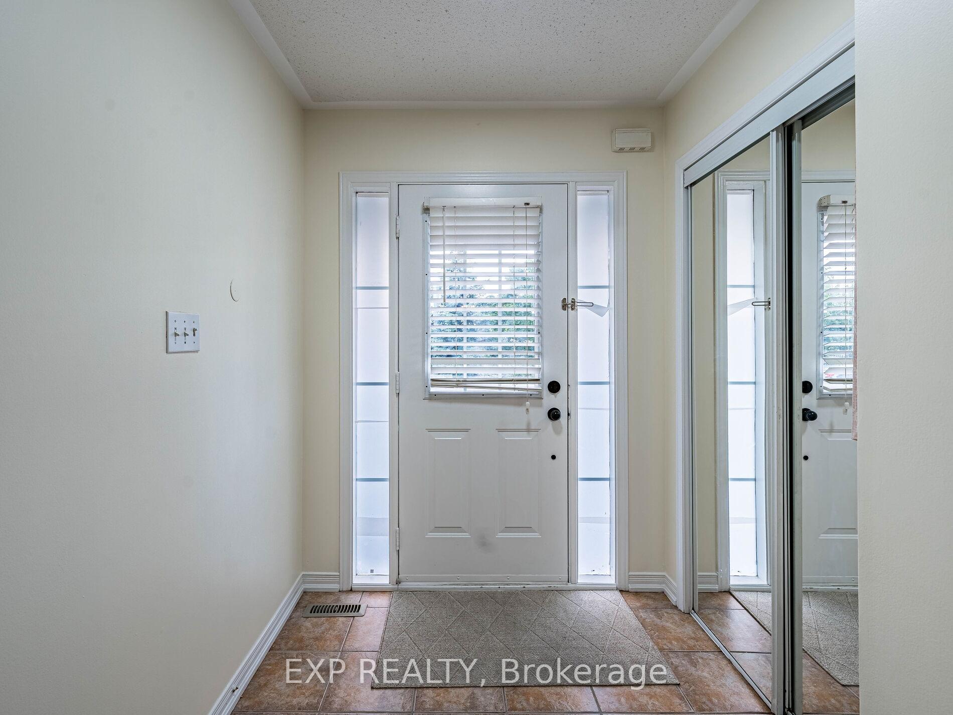 Photo 3 of 49 Timbertop Crescent, Brampton, Sandringham-Wellington — HOMEH