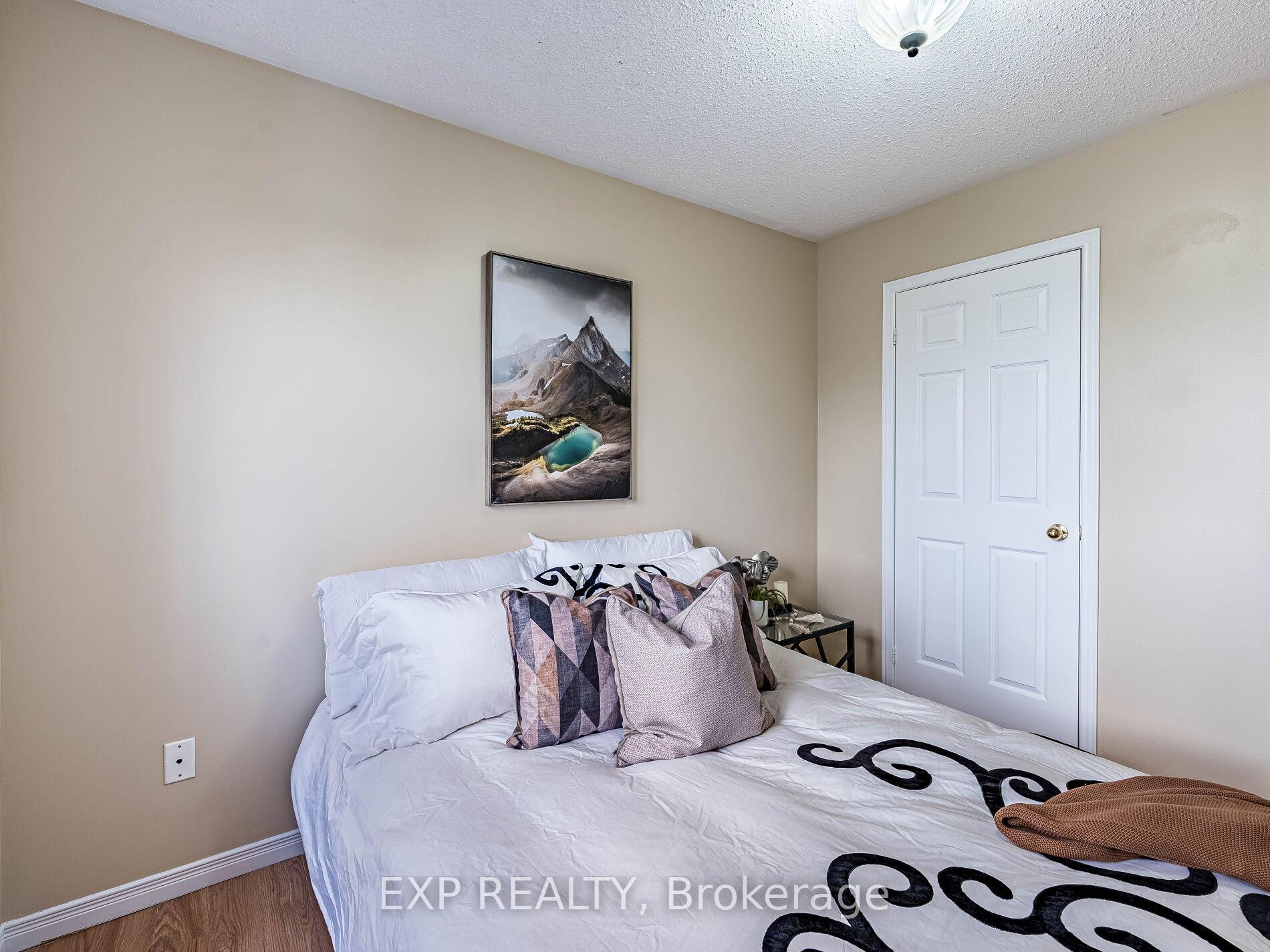 Photo 20 of 49 Timbertop Crescent, Brampton, Sandringham-Wellington — HOMEH