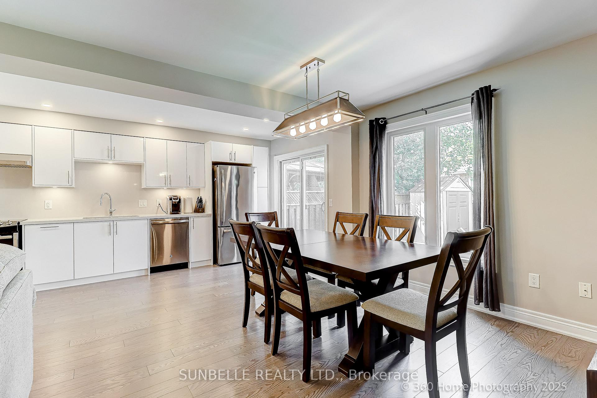 Photo 8 of 12 Stella Crescent, Caledon, Bolton East — HOMEH