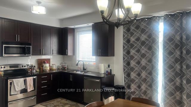 Photo 8 of 99 Holyrod Drive, Clarington, Courtice — HOMEH