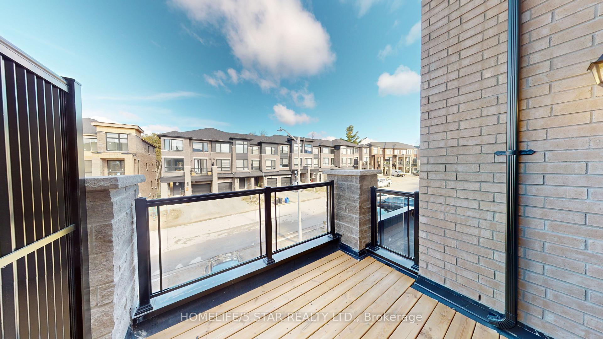 Photo 19 of 123 Blue Forest Crescent, Barrie, Innis-Shore — HOMEH