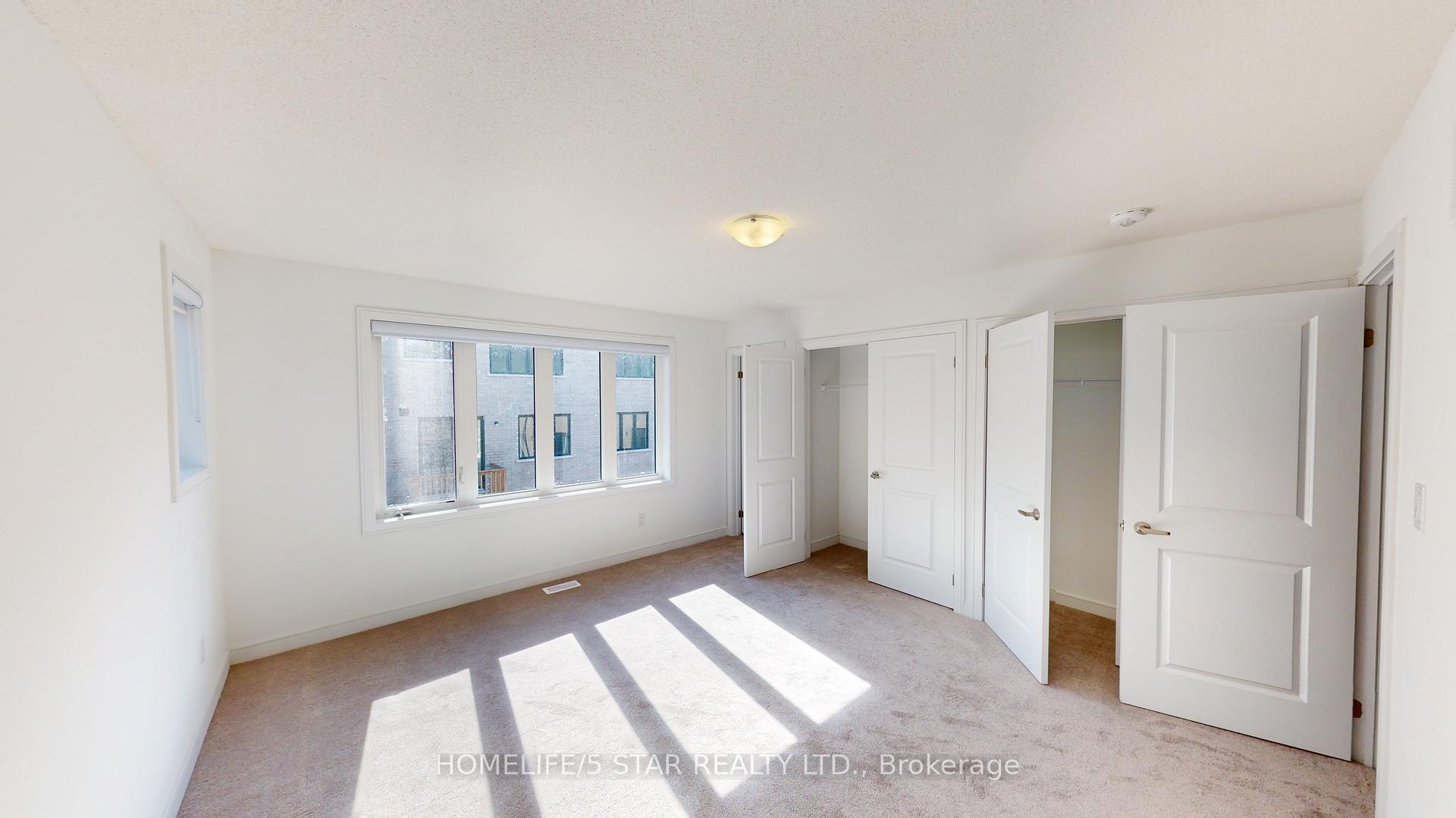 Photo 15 of 123 Blue Forest Crescent, Barrie, Innis-Shore — HOMEH