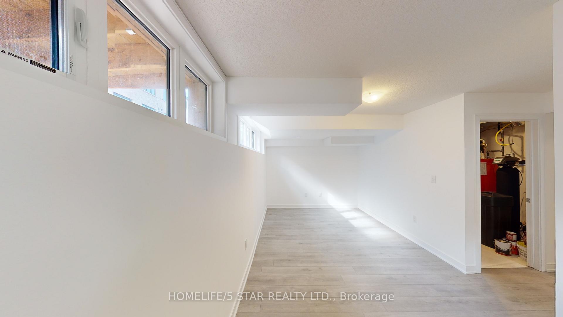 Photo 22 of 123 Blue Forest Crescent, Barrie, Innis-Shore — HOMEH