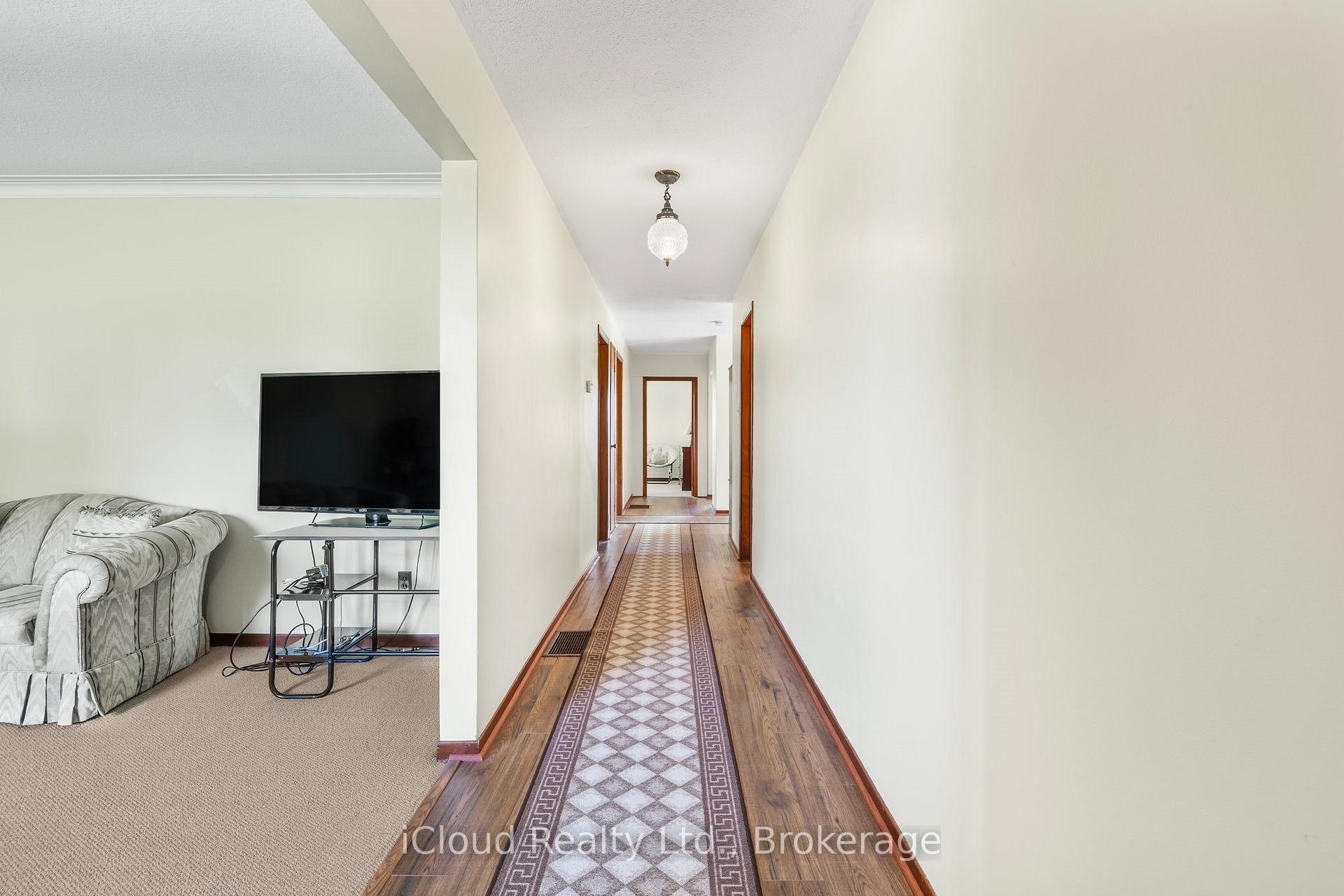 Photo 12 of 433457 4th Line S, Amaranth, Rural Amaranth — HOMEH