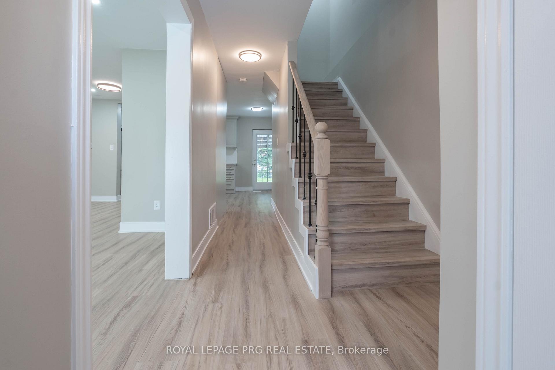 Photo 8 of 33 Glenmore Crescent, Brampton, Northgate — HOMEH