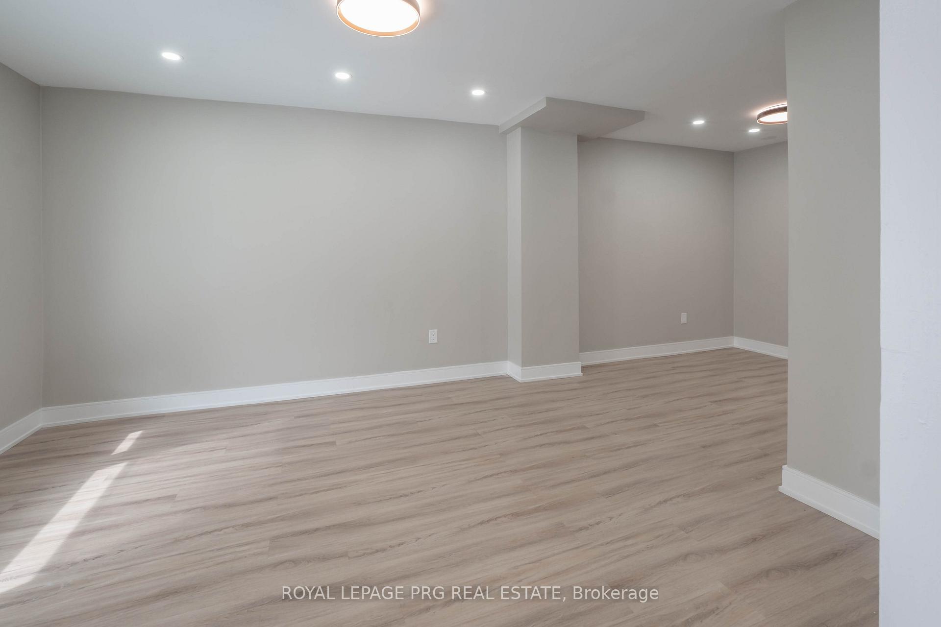 Photo 2 of 33 Glenmore Crescent, Brampton, Northgate — HOMEH