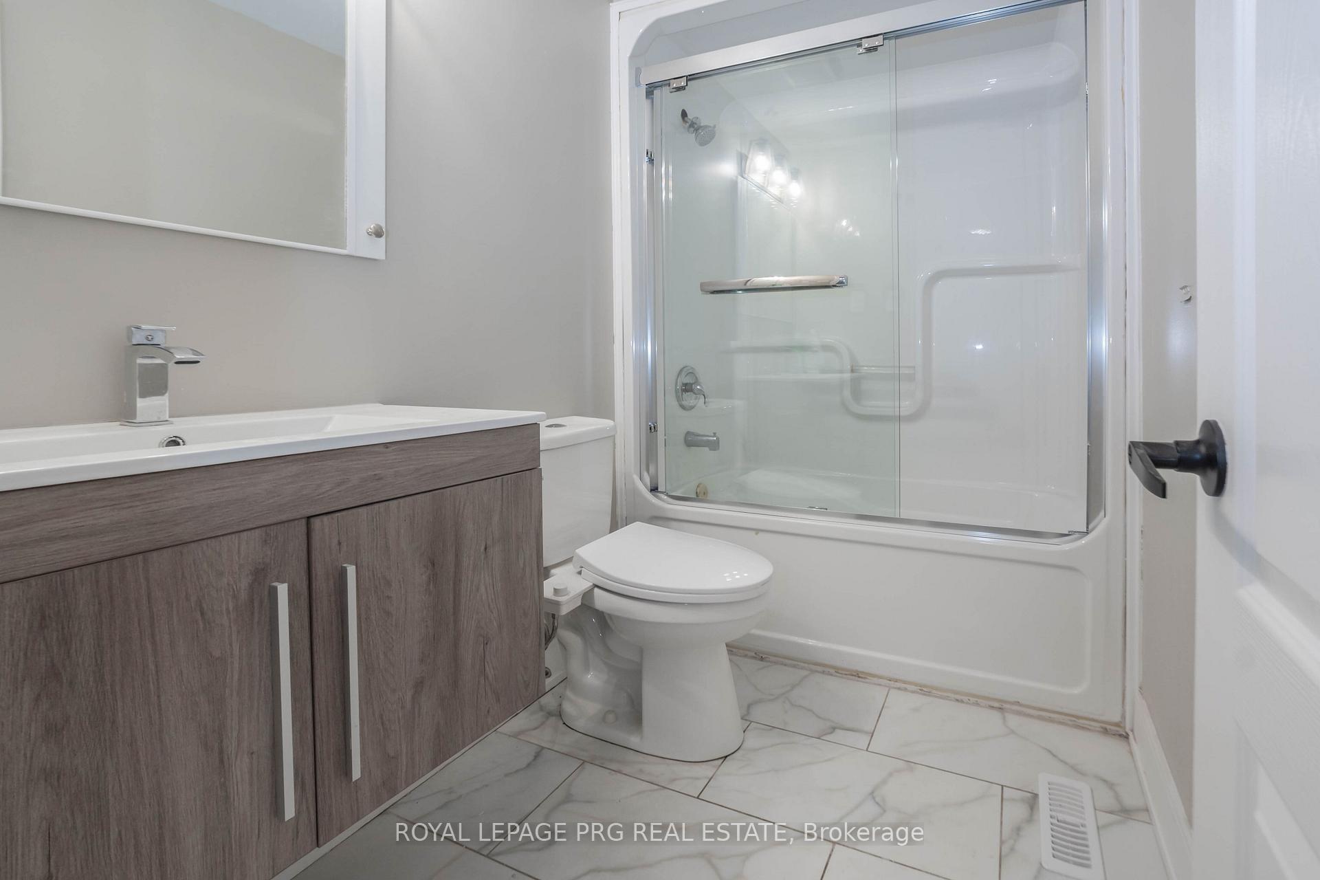 Photo 23 of 33 Glenmore Crescent, Brampton, Northgate — HOMEH