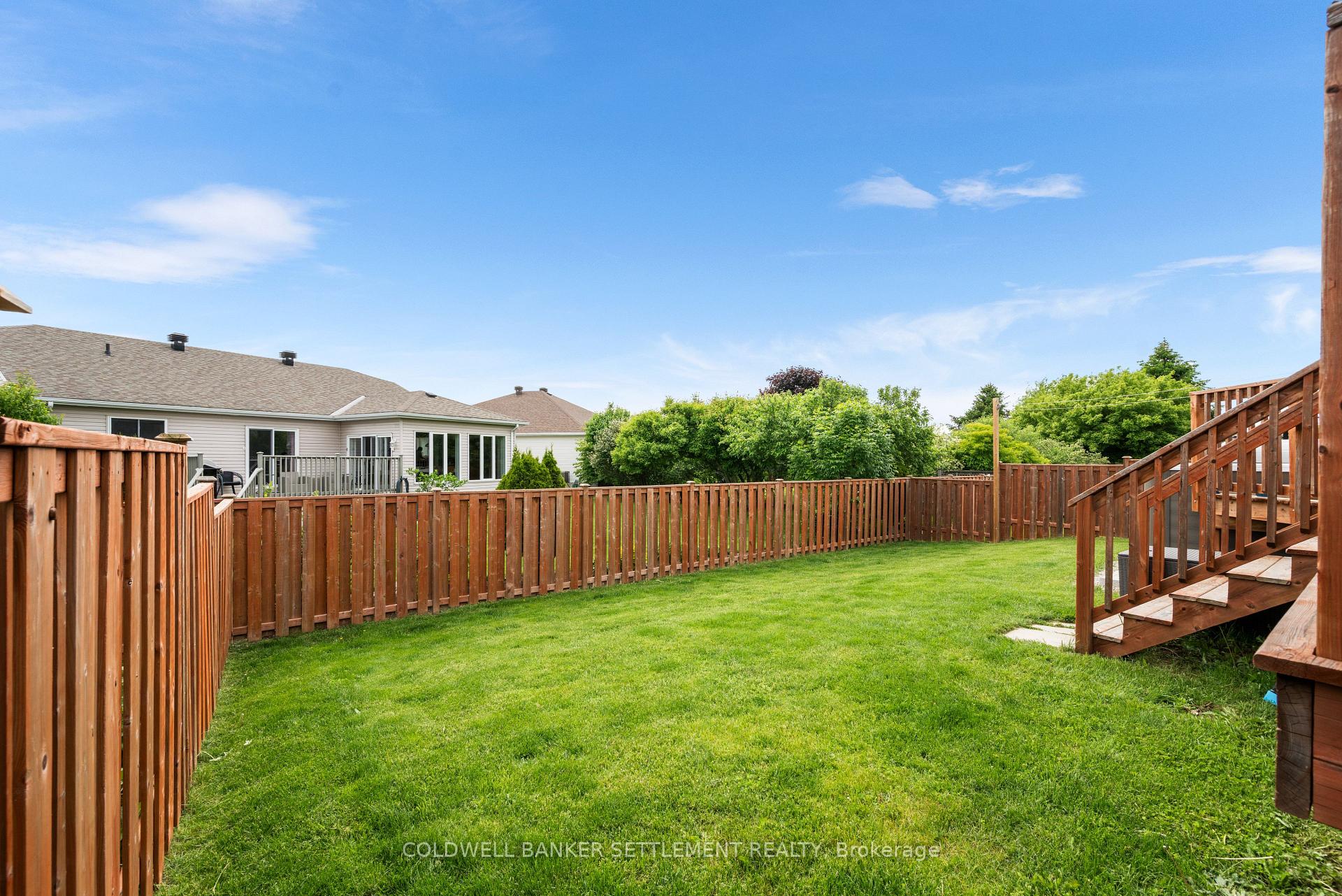Photo 34 of 34 Senators Gate Drive, Perth — HOMEH