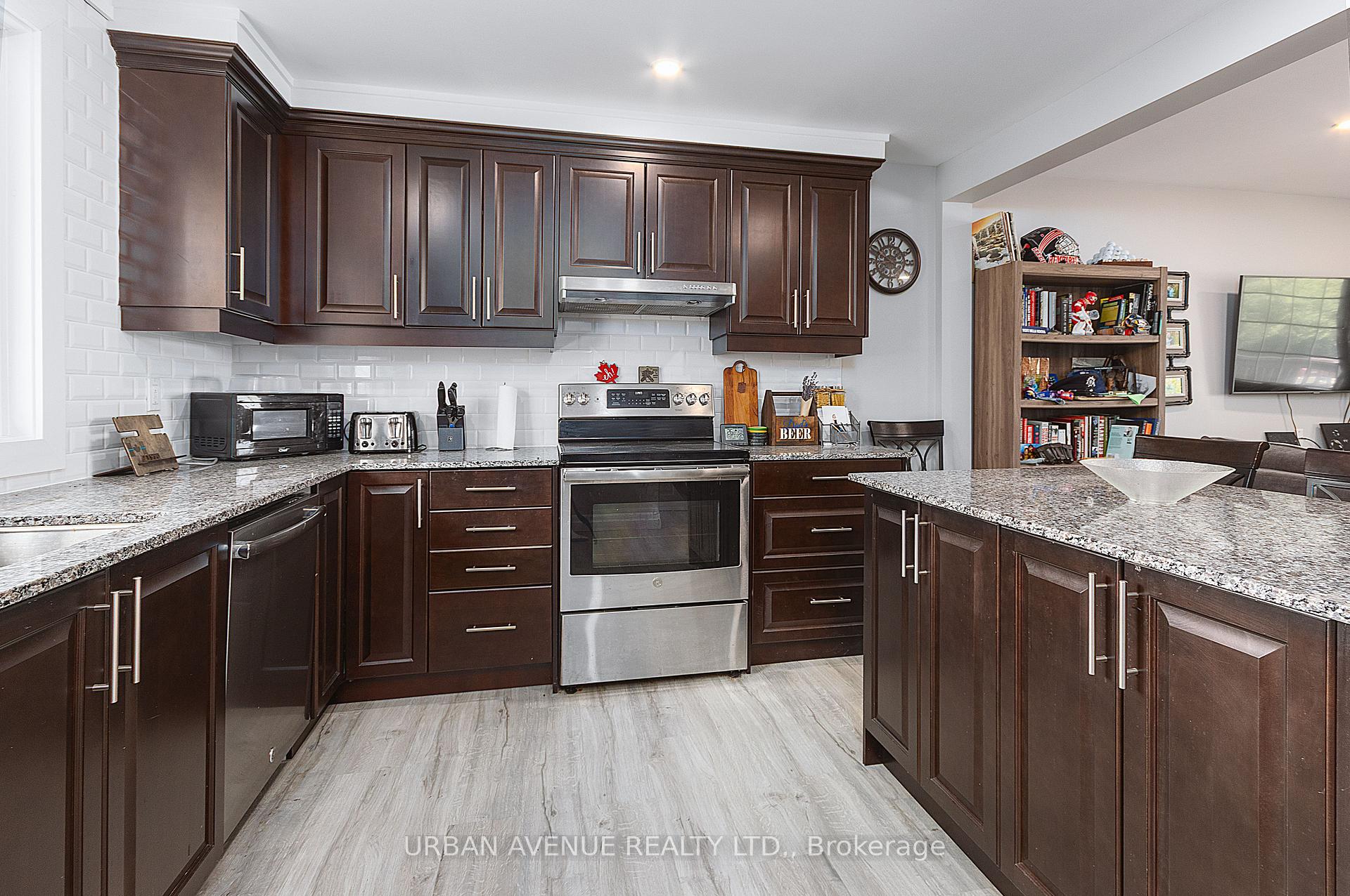Photo 8 of 509 View Lake Road, Scugog, Rural Scugog — HOMEH