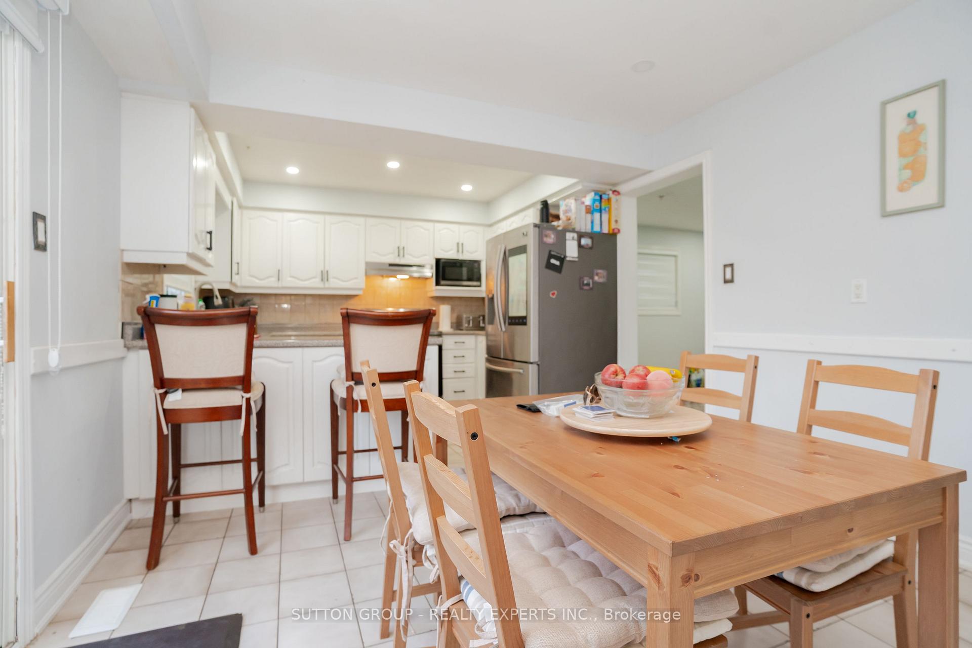 Photo 10 of 463 Rutherford Road N, Brampton, Madoc — HOMEH