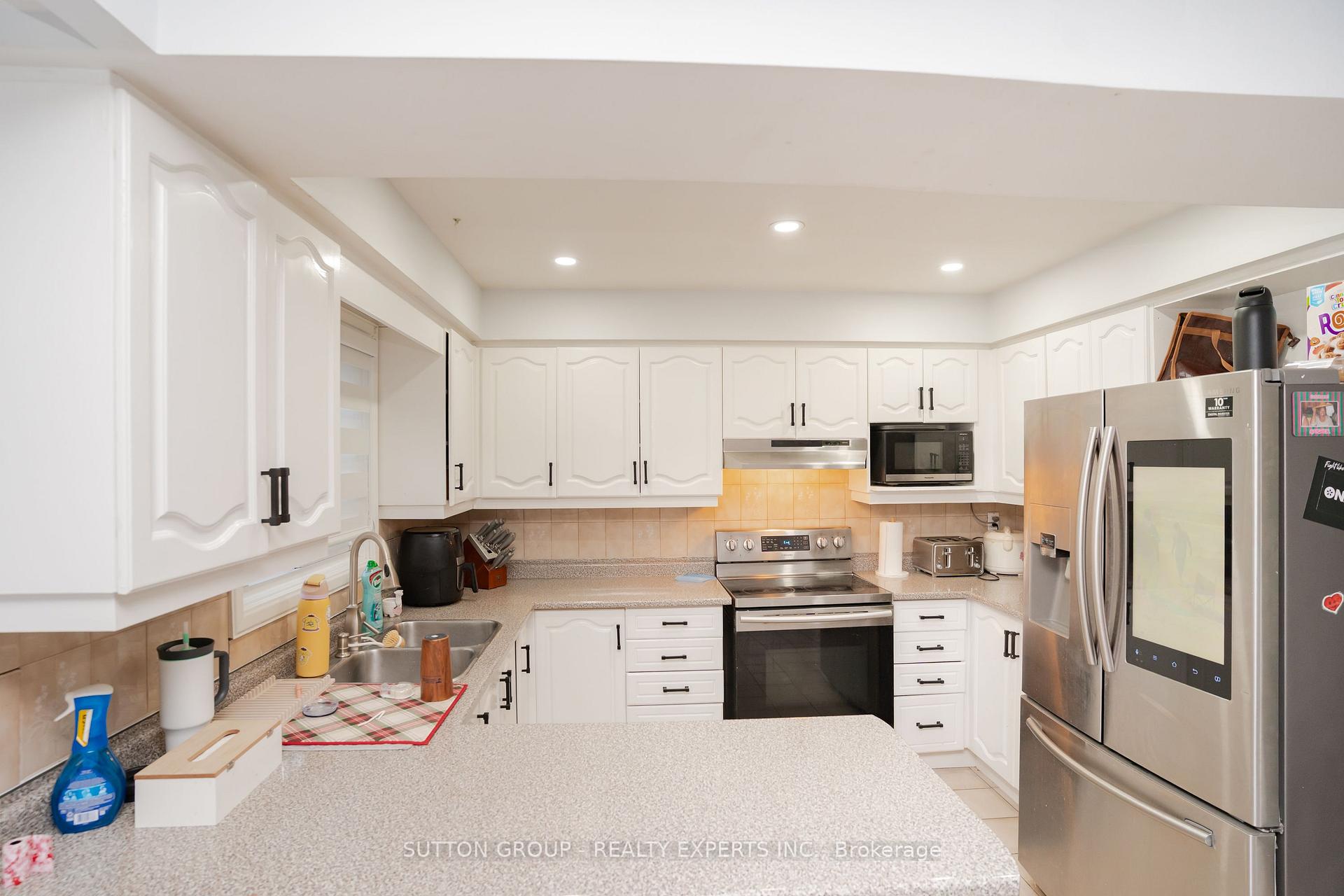 Photo 9 of 463 Rutherford Road N, Brampton, Madoc — HOMEH