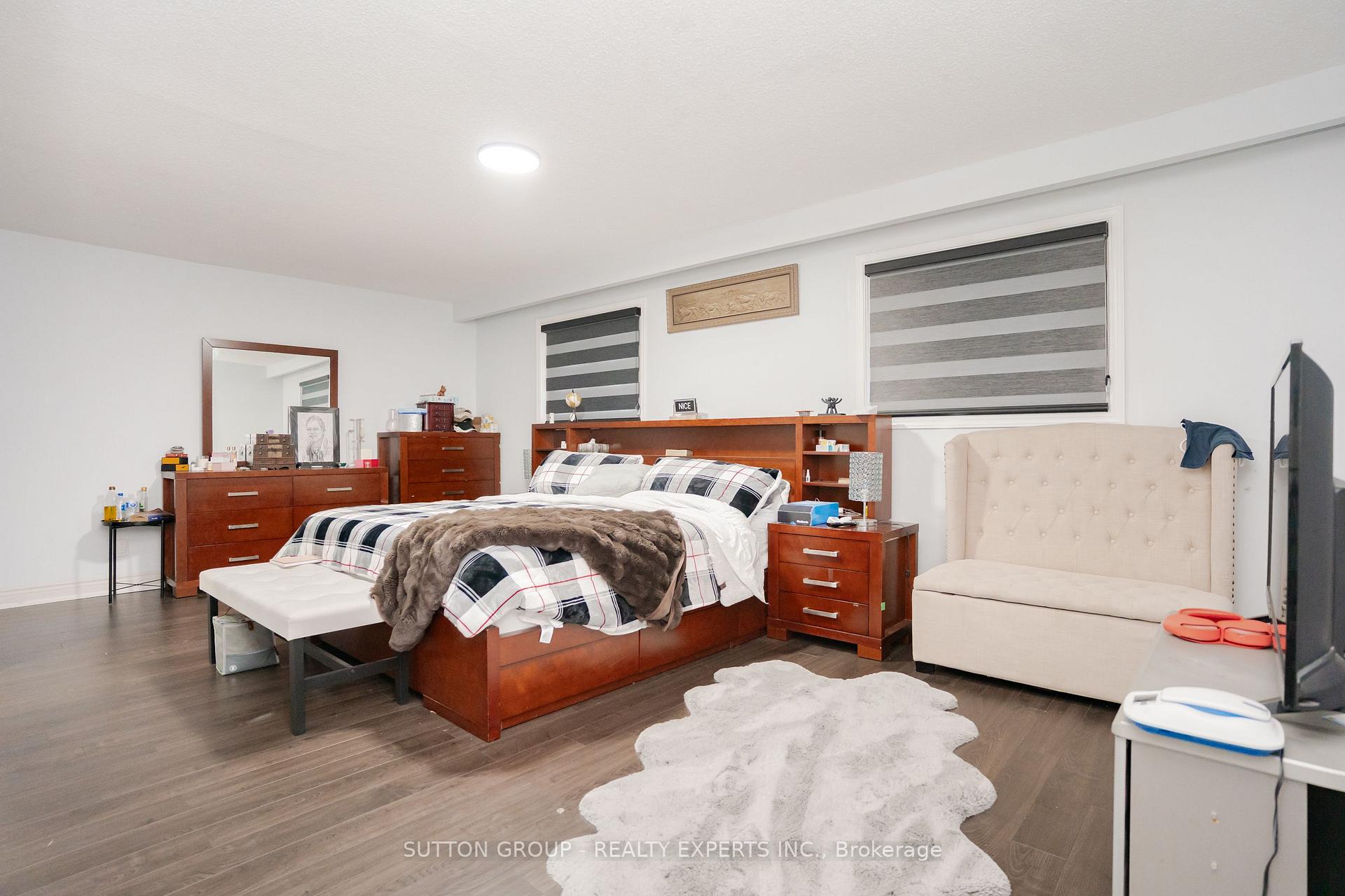 Photo 15 of 463 Rutherford Road N, Brampton, Madoc — HOMEH