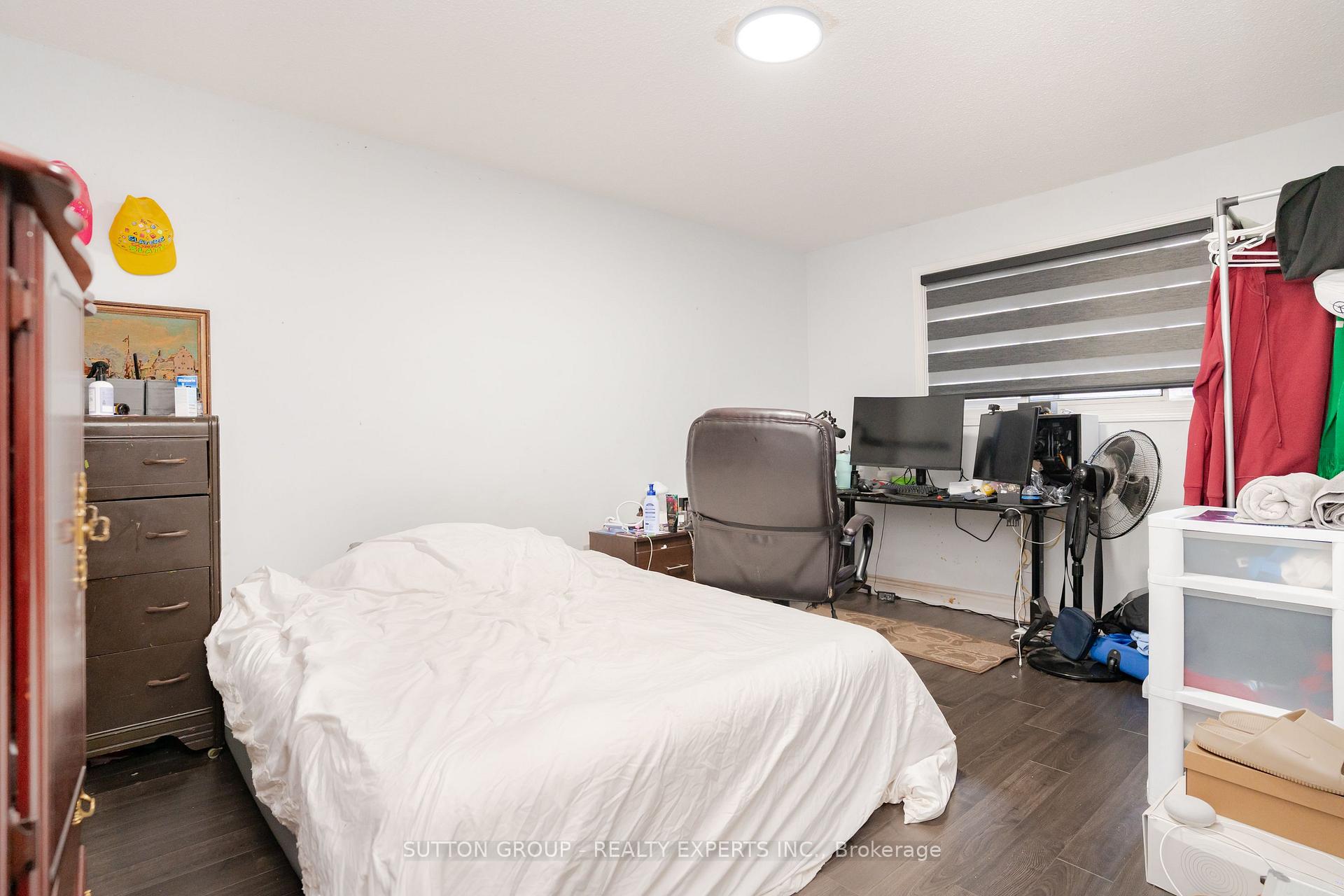 Photo 24 of 463 Rutherford Road N, Brampton, Madoc — HOMEH