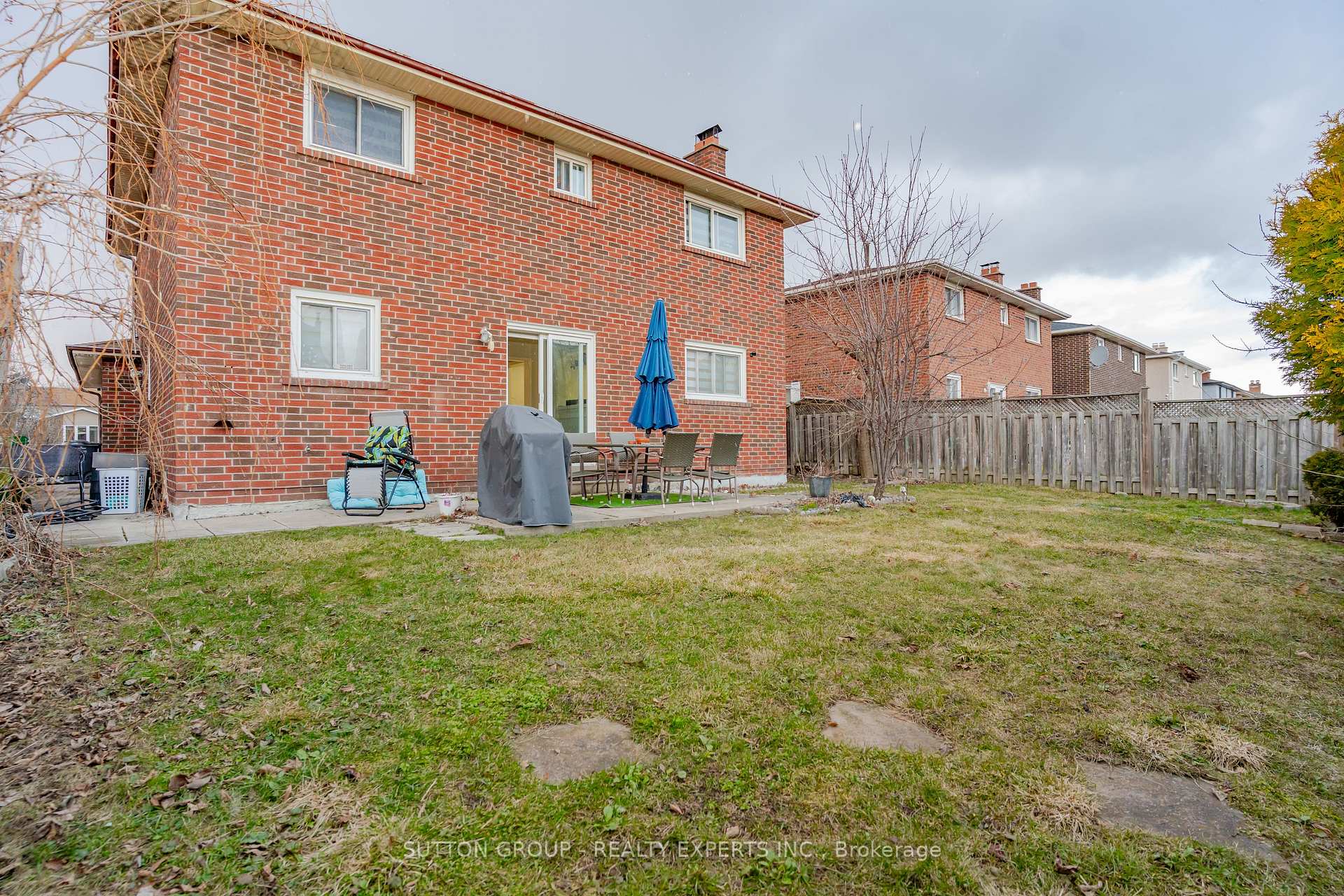 Photo 39 of 463 Rutherford Road N, Brampton, Madoc — HOMEH