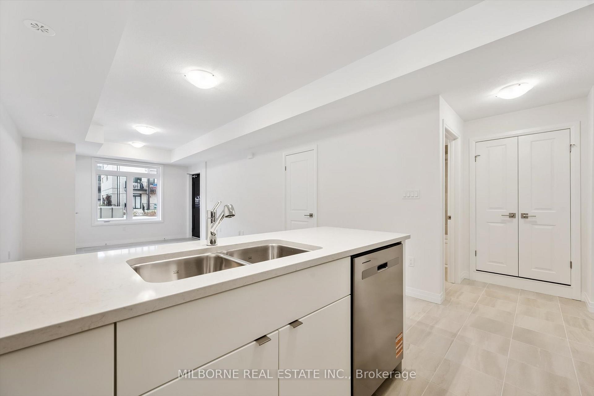 Photo 11 of 50 Thatcher Drive, Guelph, Kortright East — HOMEH