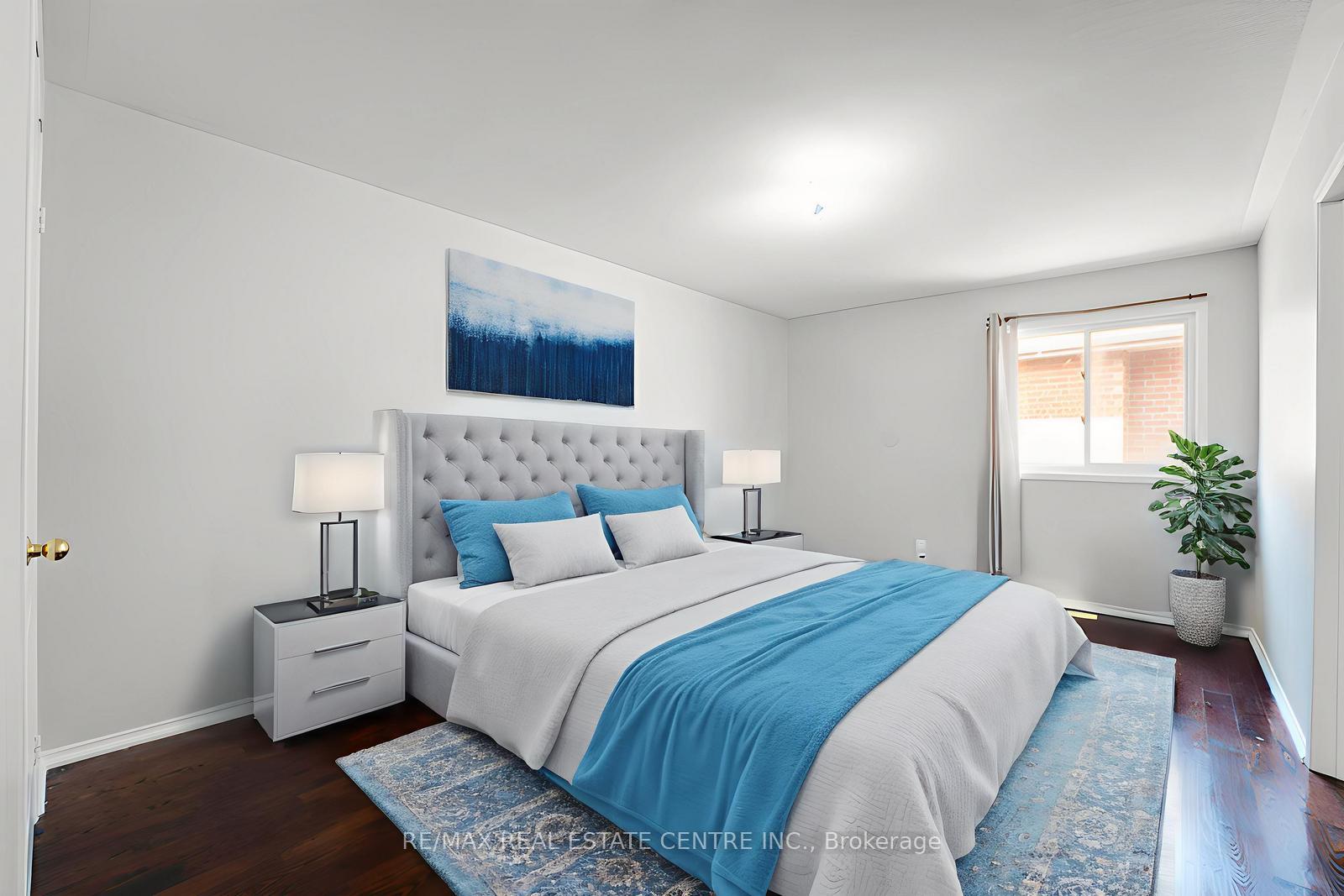 Photo 23 of 26 Ferncastle Crescent, Brampton, Fletcher's Meadow — HOMEH
