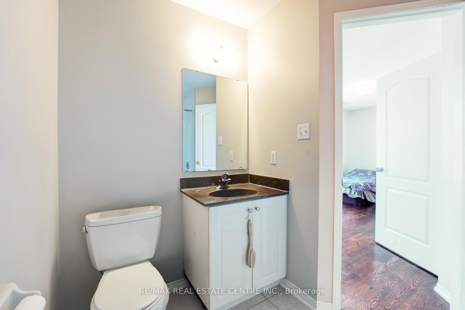 Photo 30 of 26 Ferncastle Crescent, Brampton, Fletcher's Meadow — HOMEH