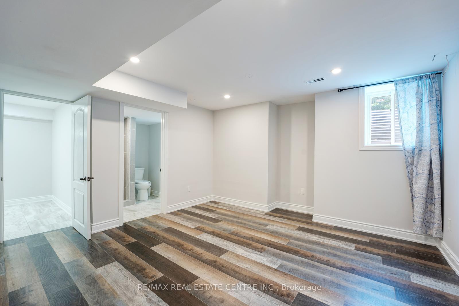 Photo 38 of 26 Ferncastle Crescent, Brampton, Fletcher's Meadow — HOMEH