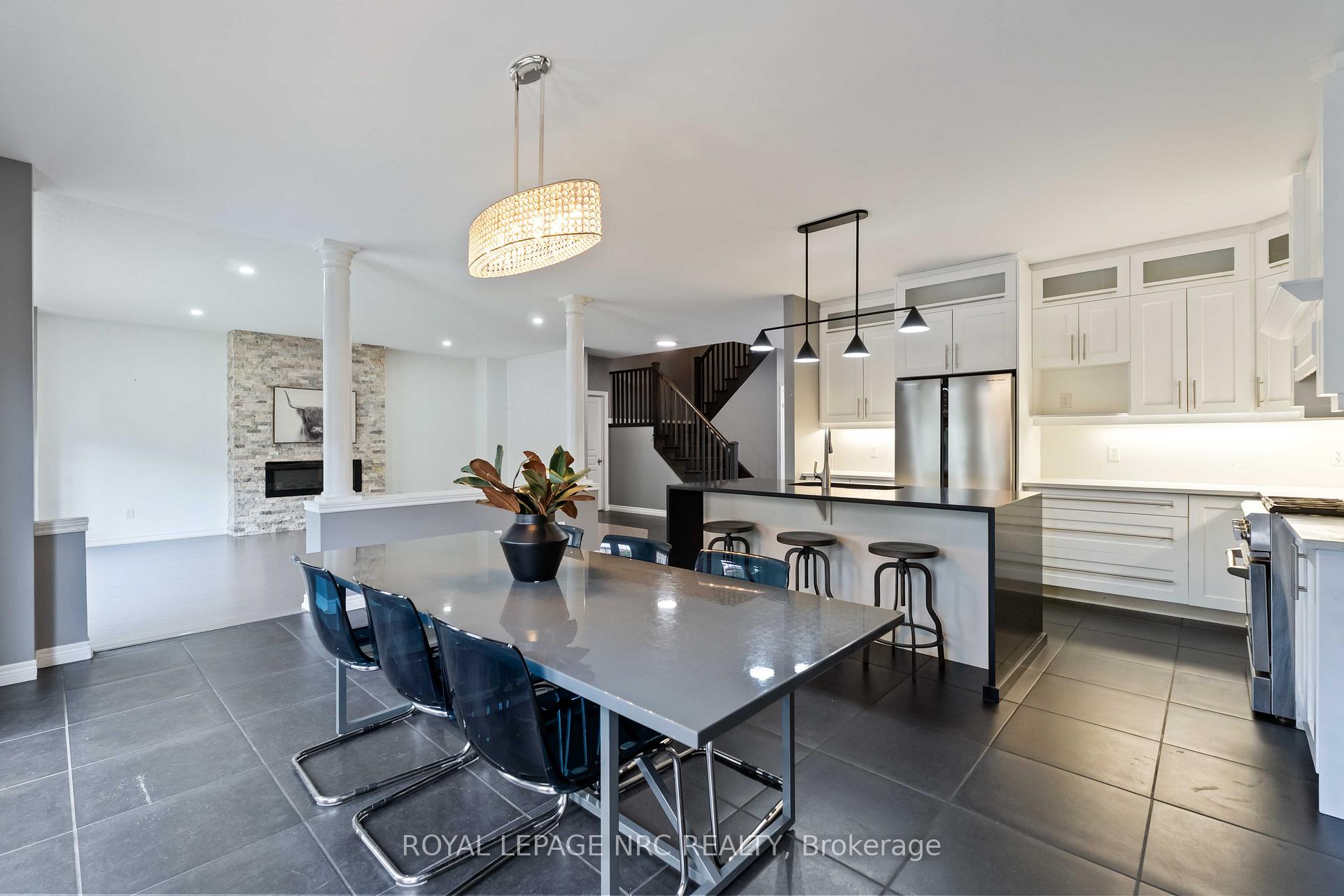 Photo 7 of 132 Oleary Drive, Hamilton, Meadowlands — HOMEH