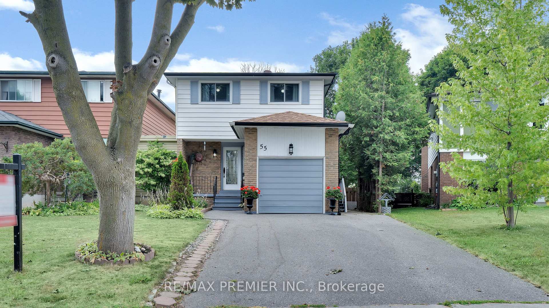 Front of 55 Loscombe Drive
