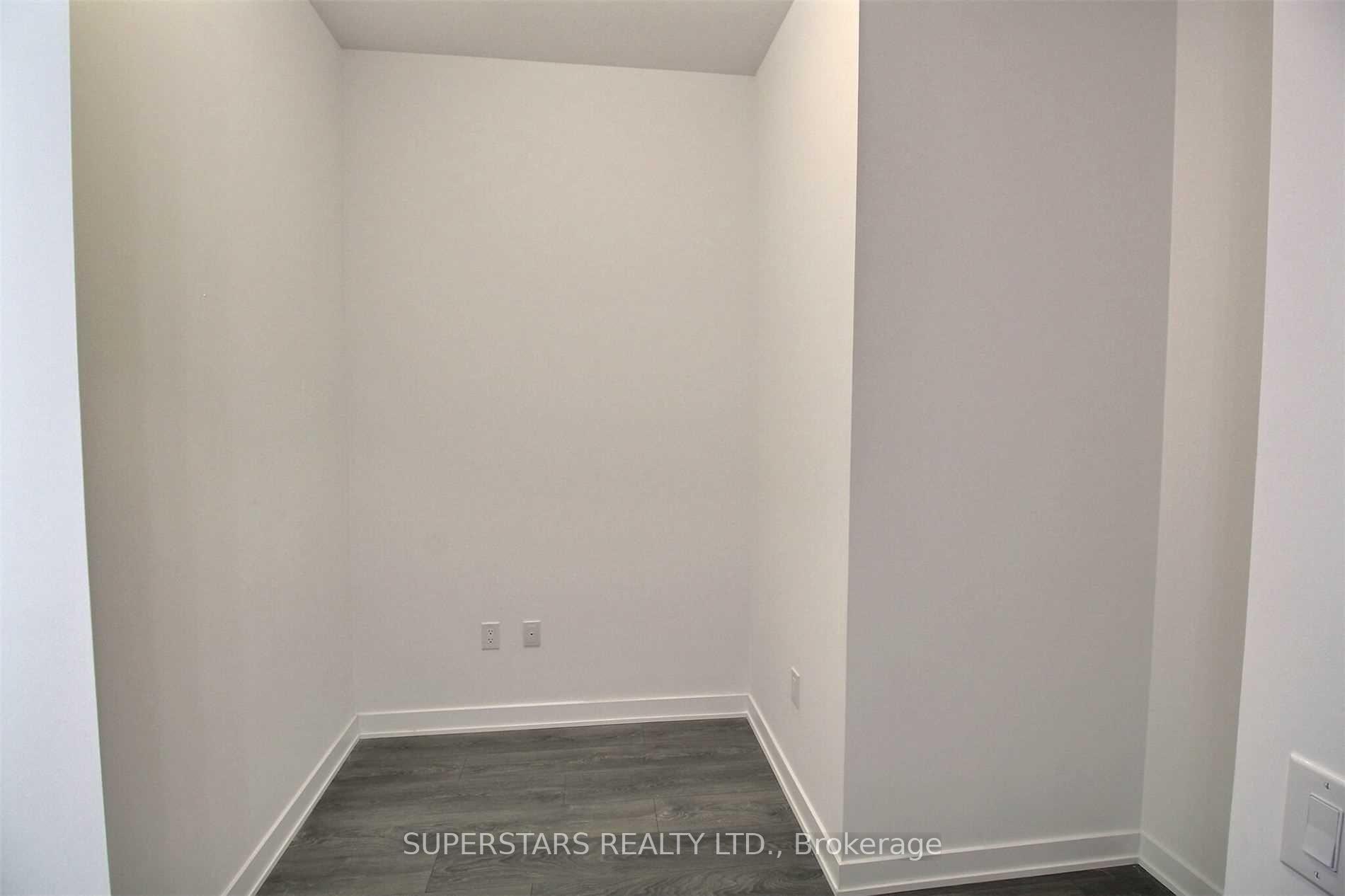 Photo 3 of Unit 303, 38 Honeycrisp Crescent, Vaughan, Vaughan Corporate Centre — HOMEH