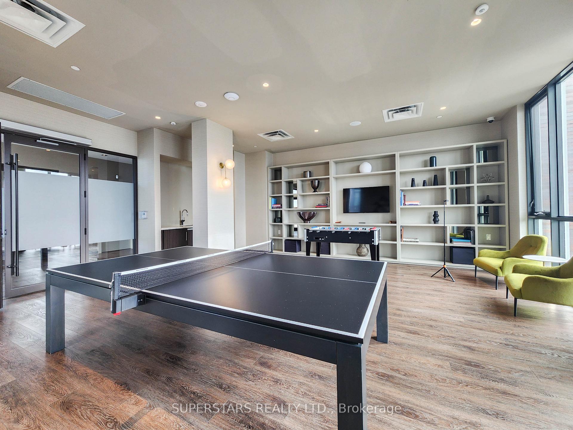 Photo 9 of Unit 303, 38 Honeycrisp Crescent, Vaughan, Vaughan Corporate Centre — HOMEH