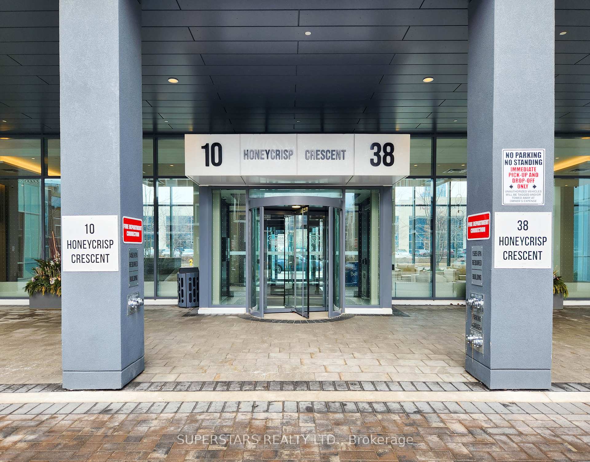 Photo 8 of Unit 303, 38 Honeycrisp Crescent, Vaughan, Vaughan Corporate Centre — HOMEH