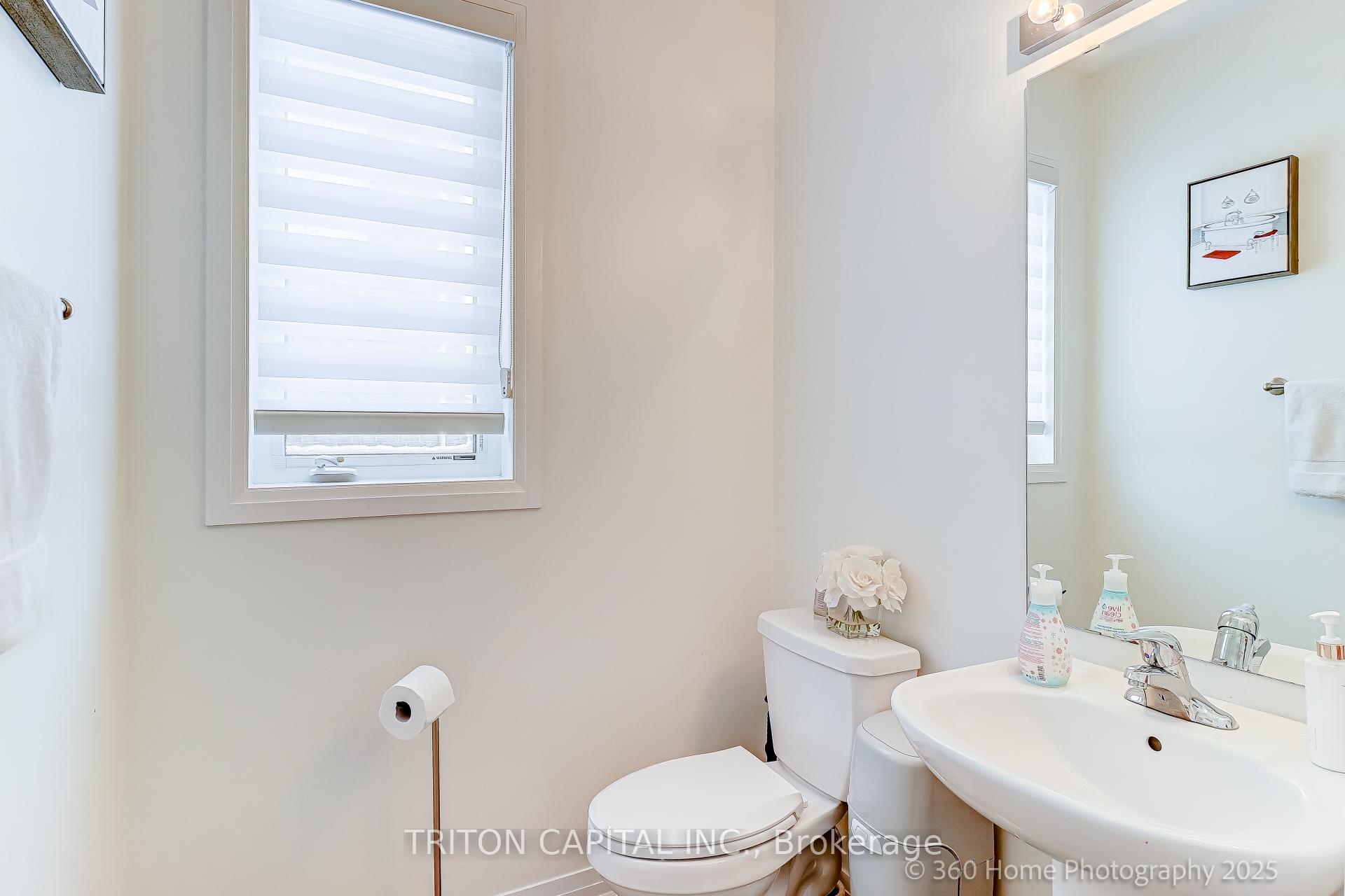 Photo 7 of 139 Casserley Crescent, New Tecumseth, Tottenham — HOMEH