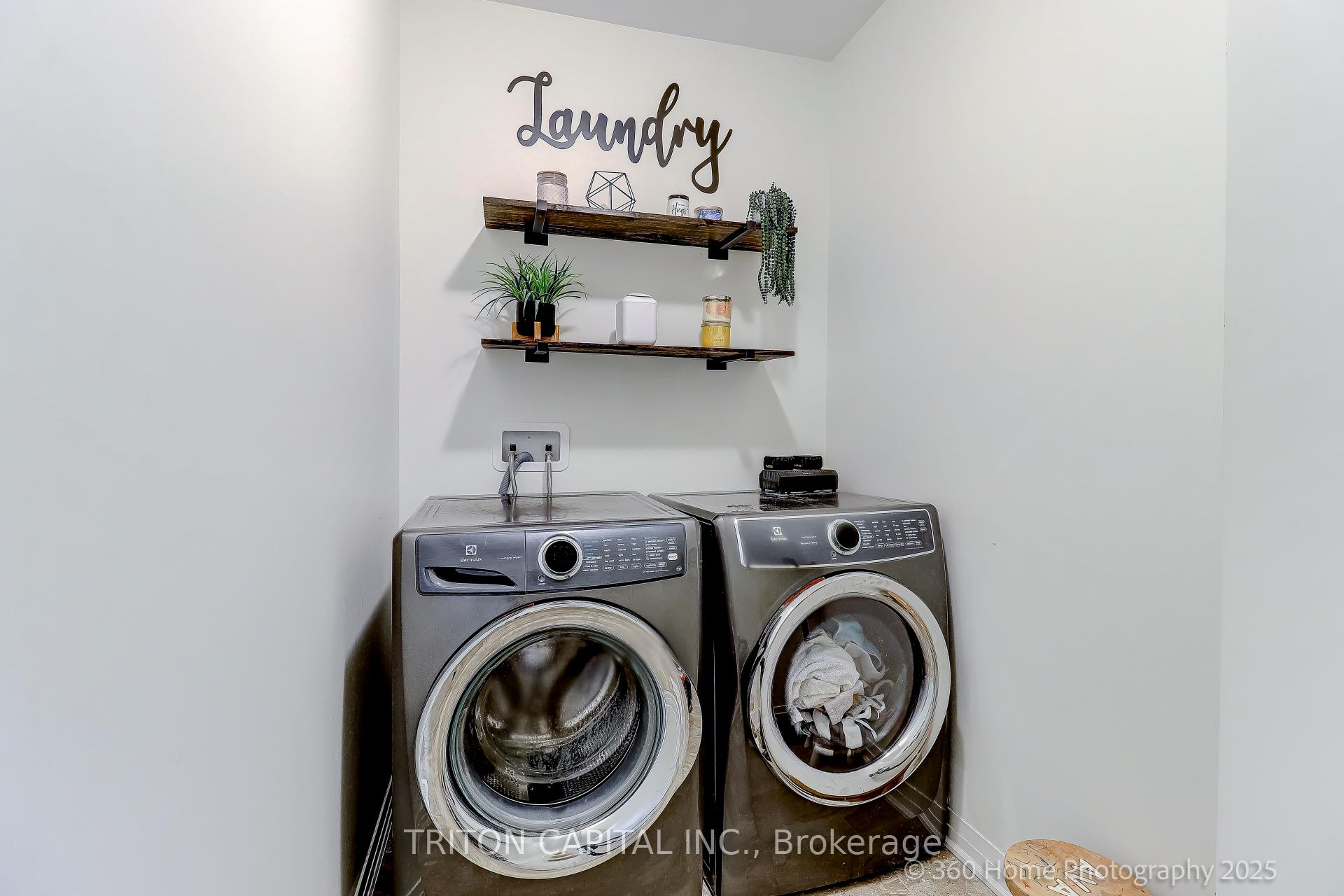 Photo 25 of 139 Casserley Crescent, New Tecumseth, Tottenham — HOMEH