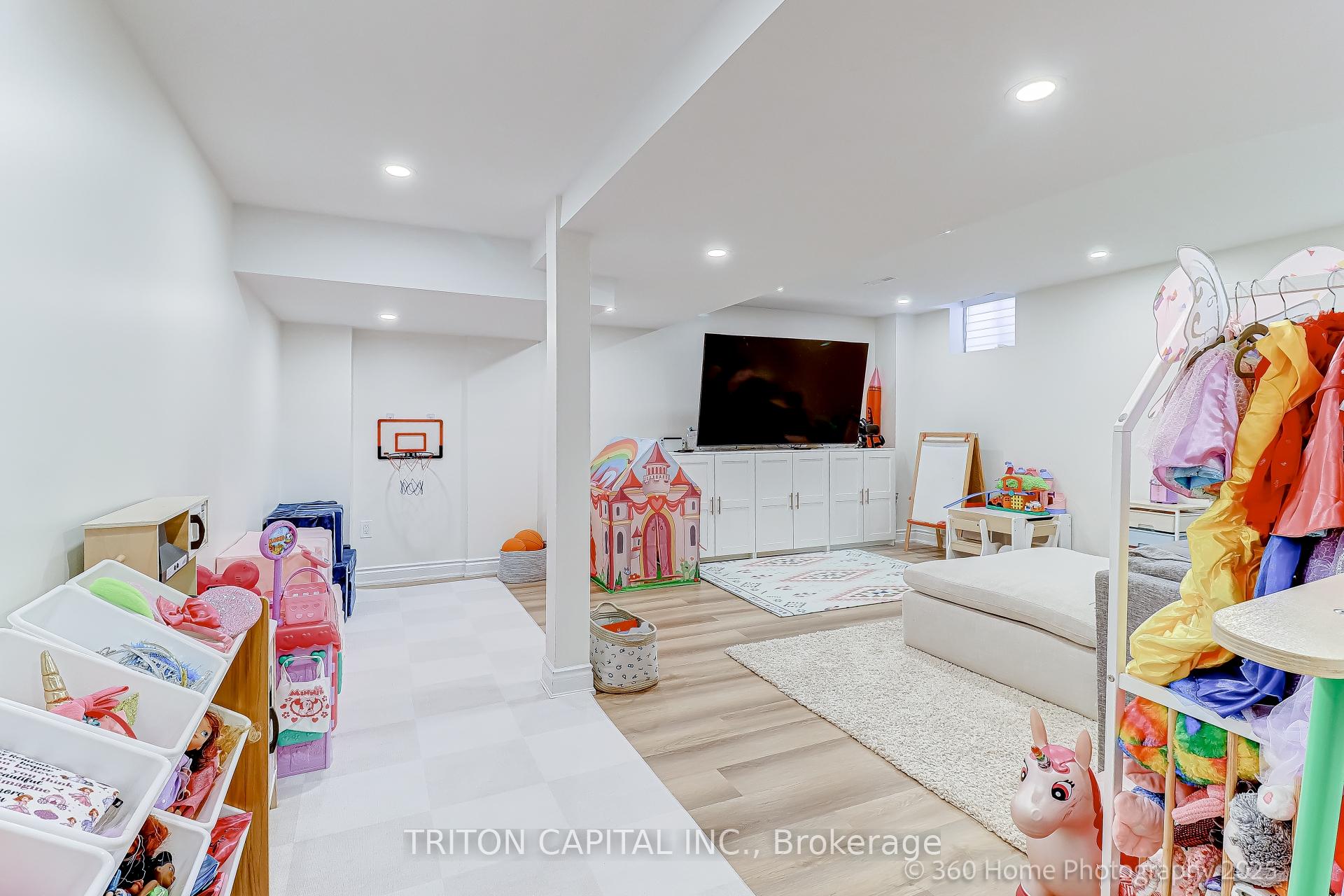 Photo 18 of 139 Casserley Crescent, New Tecumseth, Tottenham — HOMEH