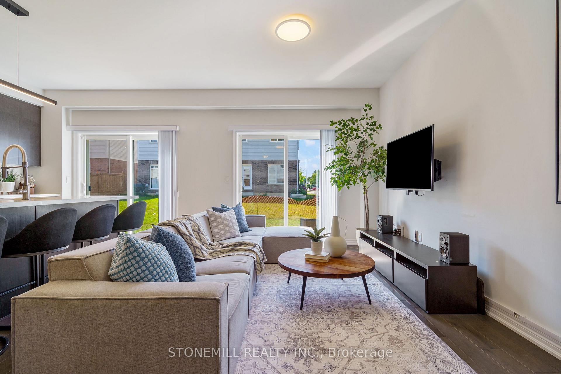 Photo 10 of 60 Bobolink Road, Hamilton, Bruleville — HOMEH