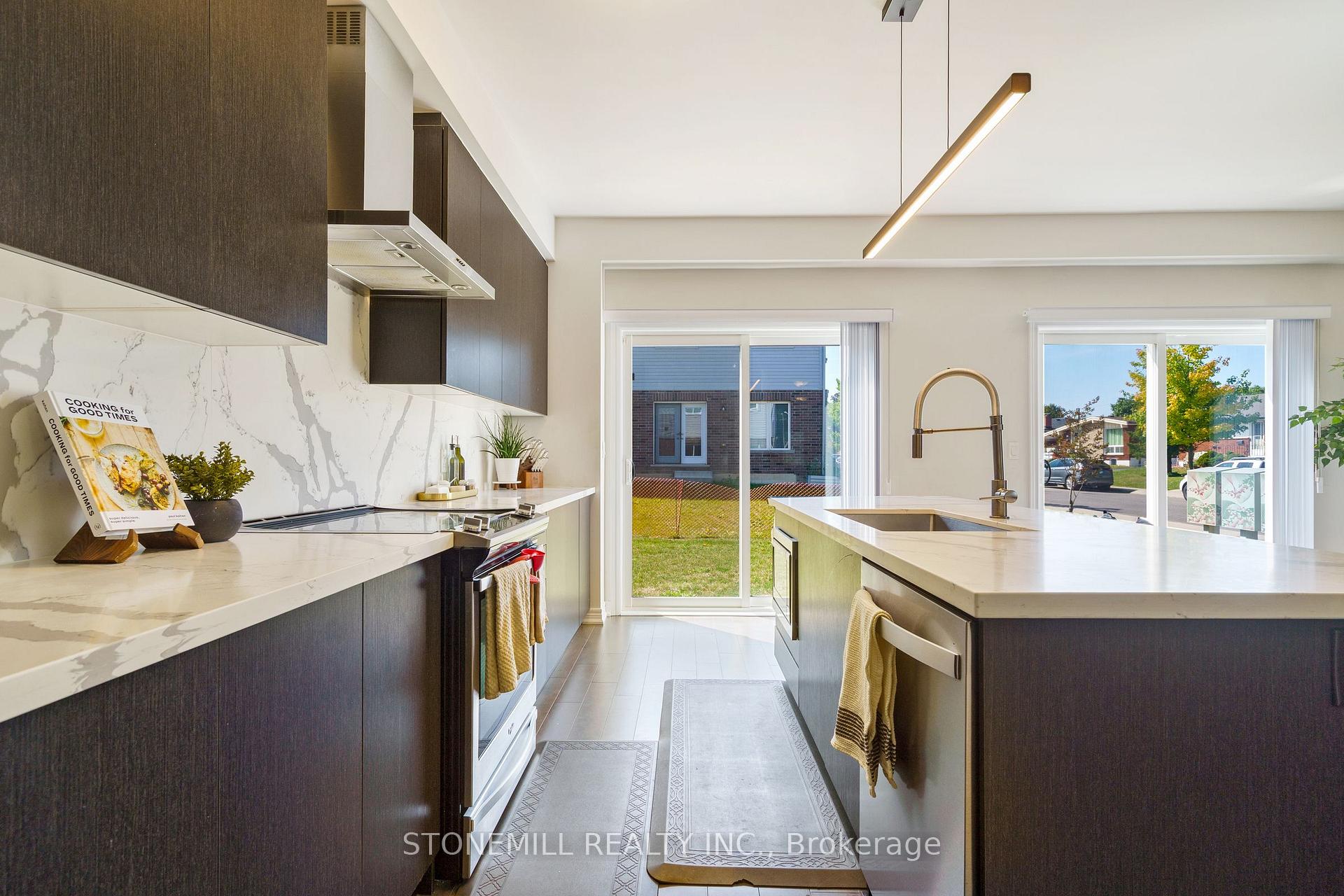 Photo 12 of 60 Bobolink Road, Hamilton, Bruleville — HOMEH