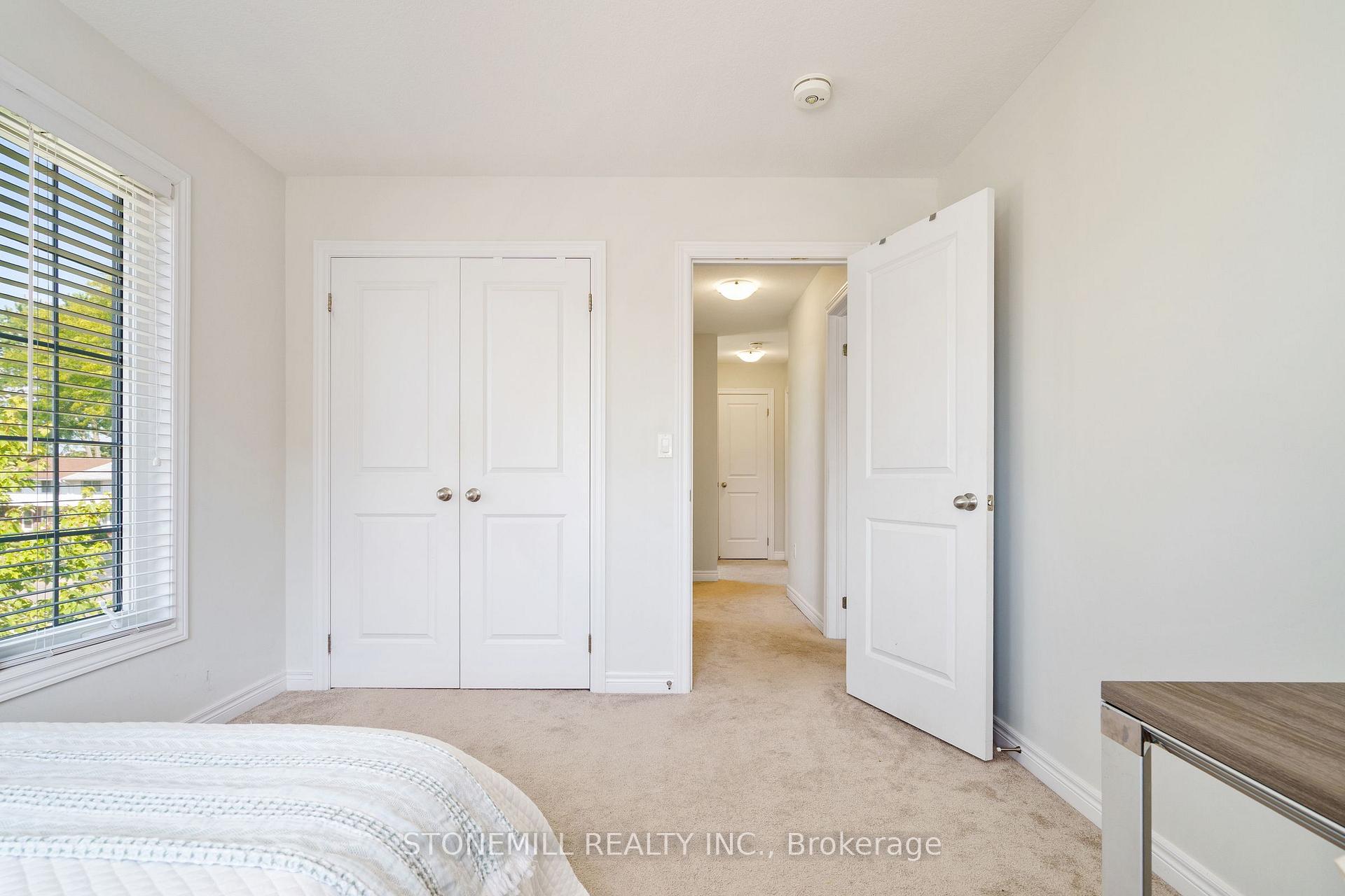 Photo 6 of 60 Bobolink Road, Hamilton, Bruleville — HOMEH